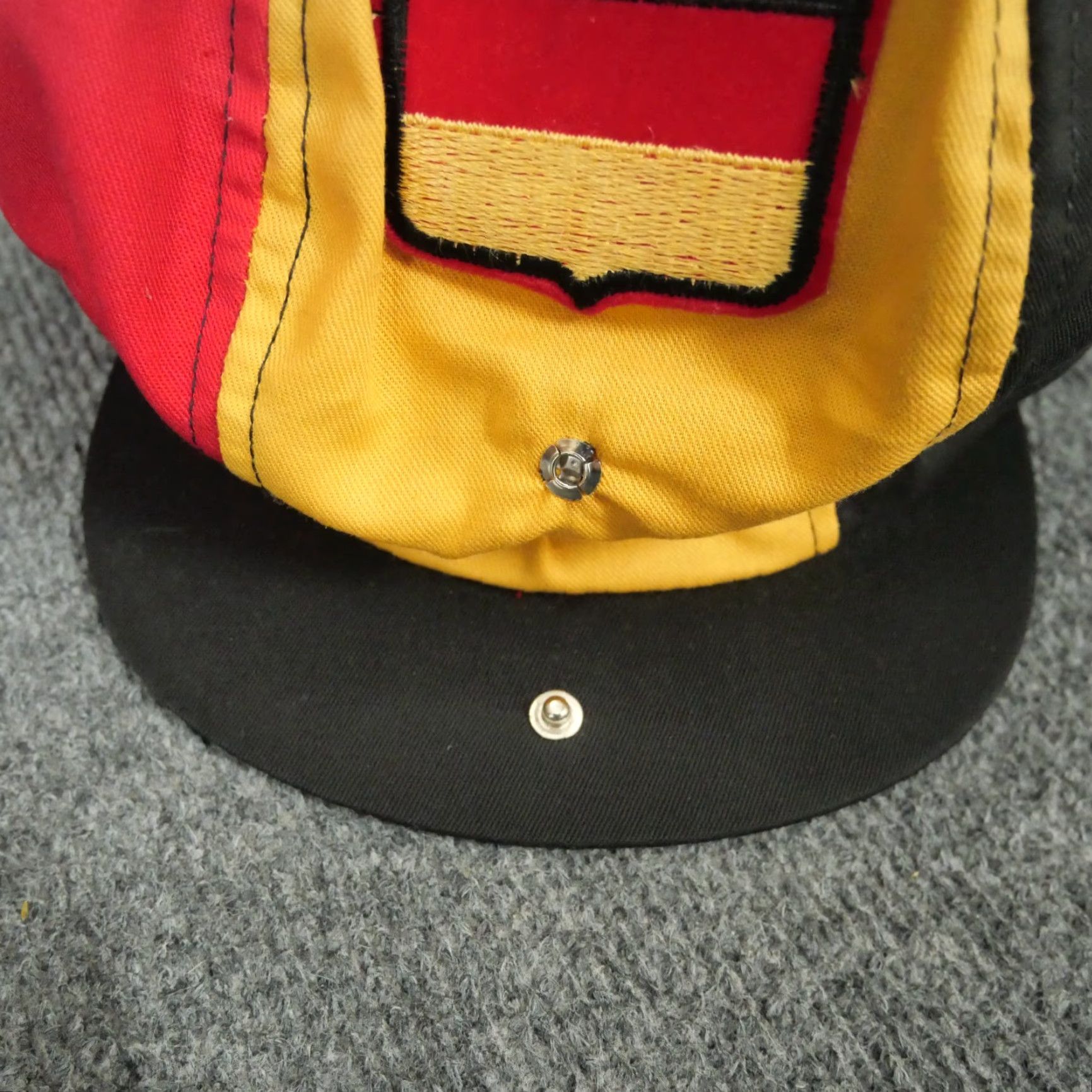 Vintage VINTAGE Germany Hat Cap Adult Red Yellow Black Newsboy Snap Back Newsboy Cap 90s Mens Corduroy Adjustable Red Germany Hat Cap Size ONE SIZE - 5 Thumbnail