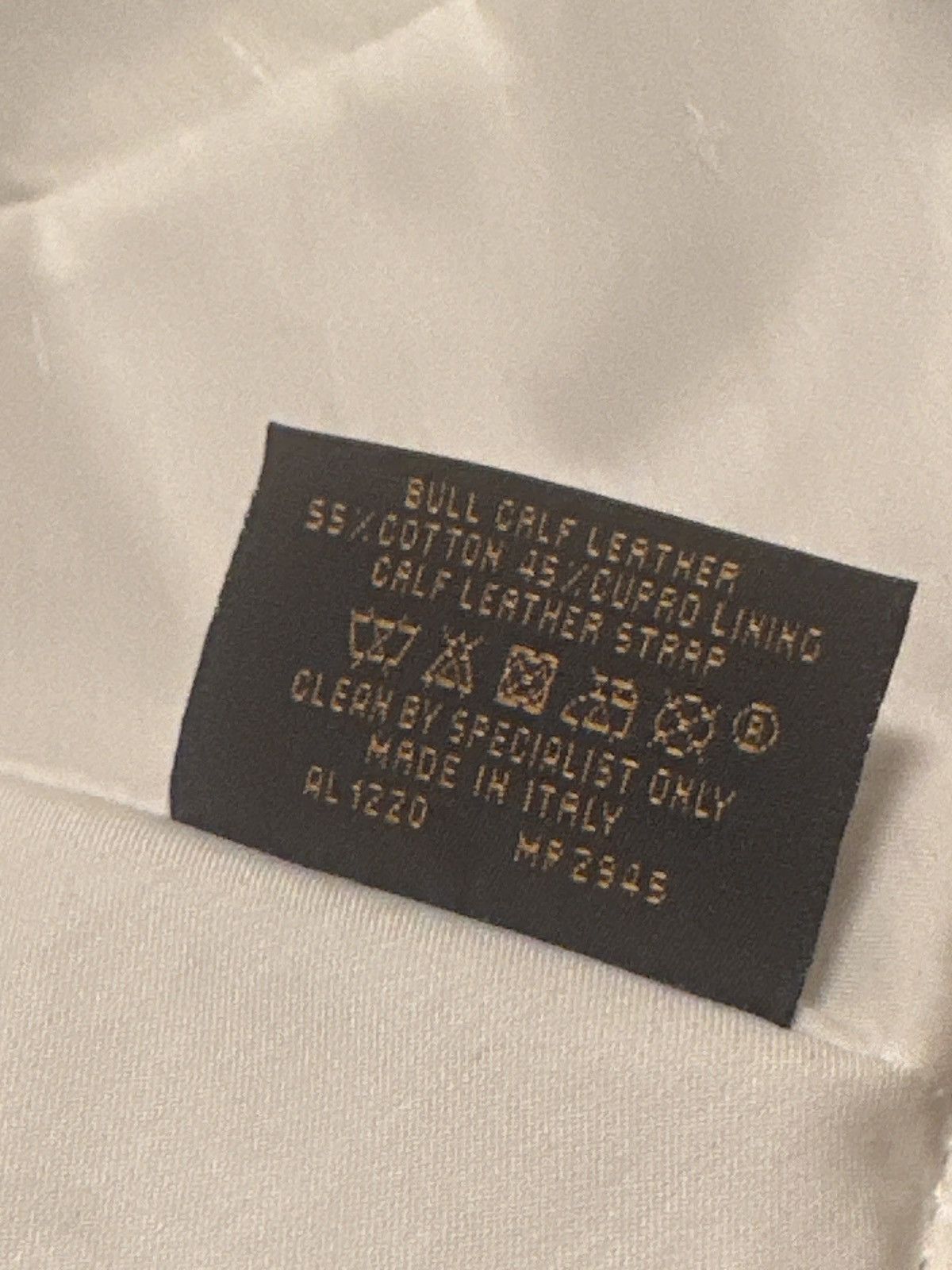 Louis Vuitton Louis Vuitton Friends White Hat Size ONE SIZE - 5 Thumbnail