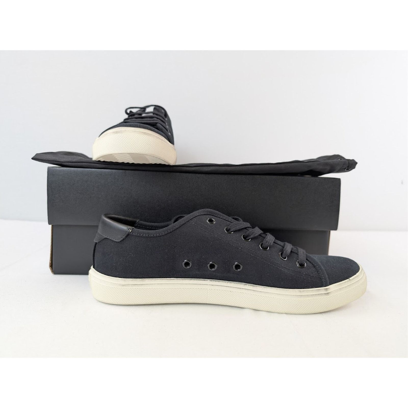 Saint Laurent Paris o1rshd1 Malibu Low-Top Sneakers in Nero Size US 10 / EU 43 - 18 Thumbnail