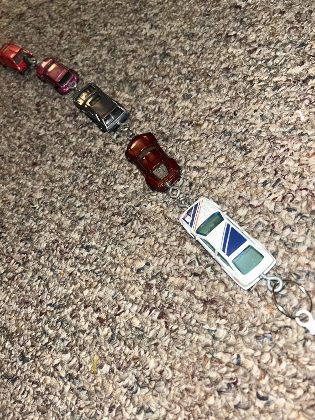 Other 1/1 Your World hot wheels diecast model car oant chain Size ONE SIZE - 2 Thumbnail