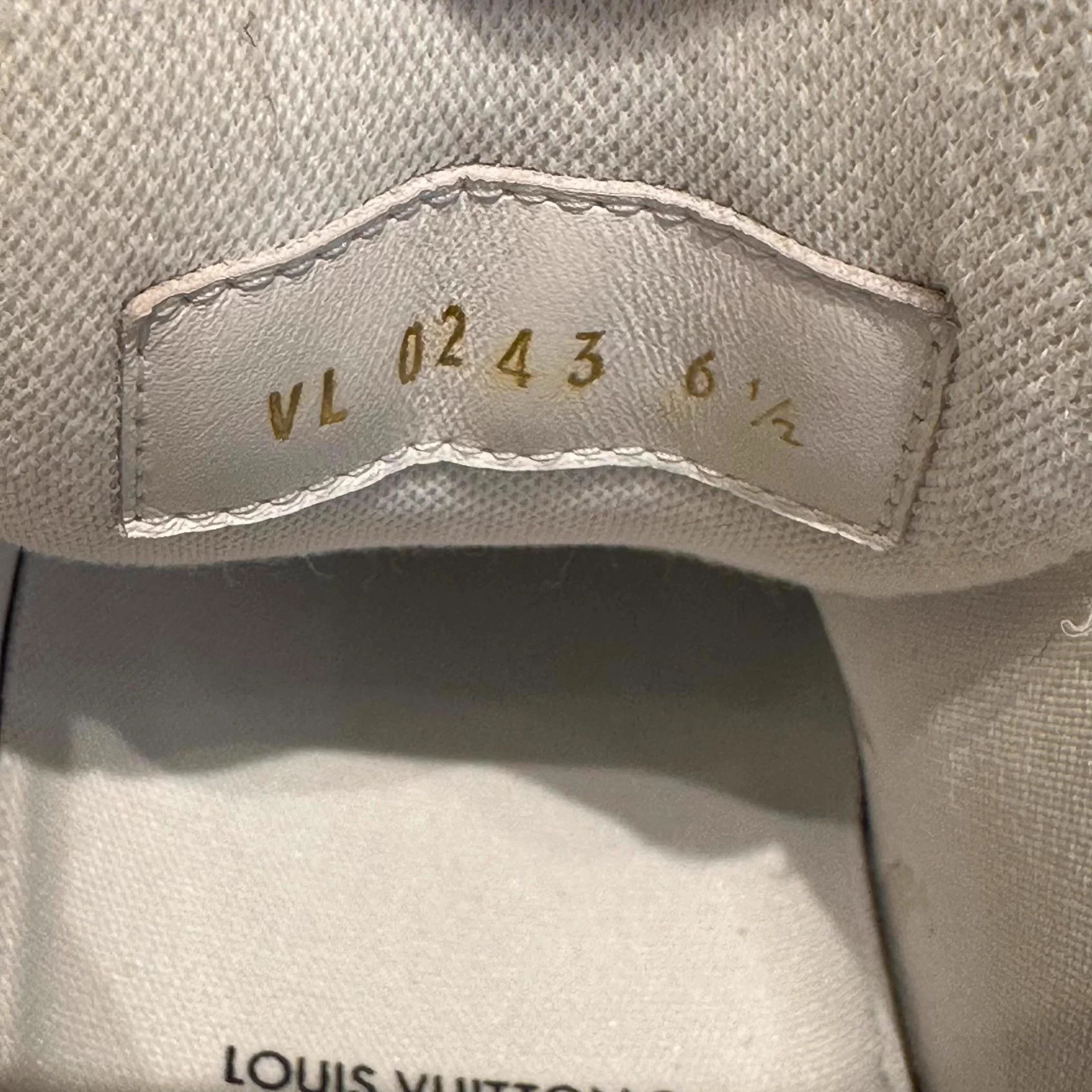 Louis Vuitton Louis Vuitton White/Orange Trainer 40.5 NIB Size US 7.5 / EU 40-41 - 4 Thumbnail