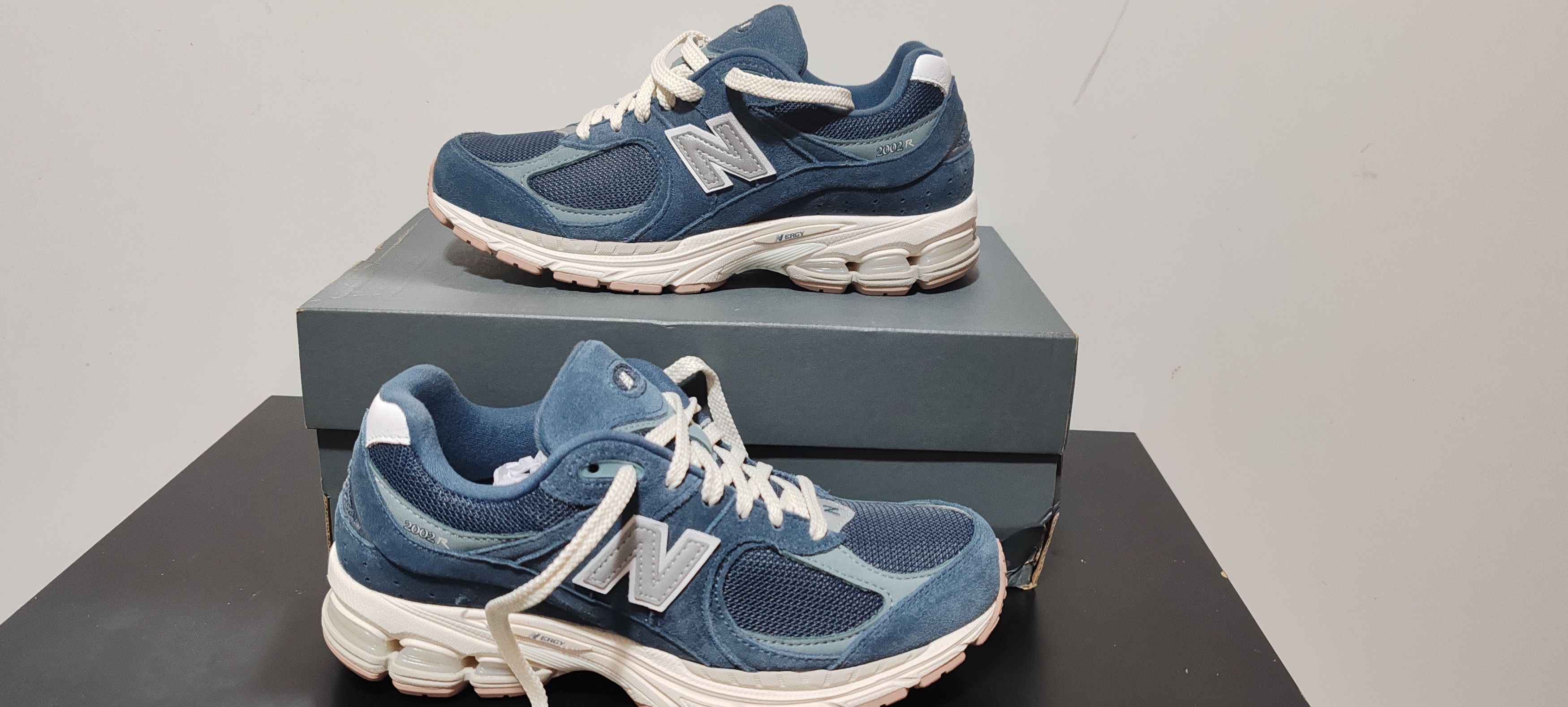 New Balance New Balance 2002 Sneakers blu e grigie Tg 40 Grailed