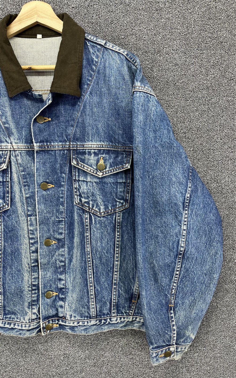 Kenzo Vintage 90s Kenzo Trucker Denim Jacket Size US L / EU 52-54 / 3 - 4 Thumbnail