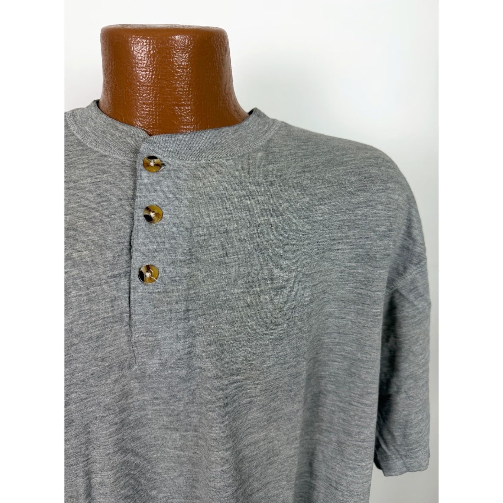 Vintage Vintage 90s Puritan Shirt XL Minimal Gray Silky Cotton Poly Blend Henley T-Shirt Size US XL / EU 56 / 4 - 2 Thumbnail