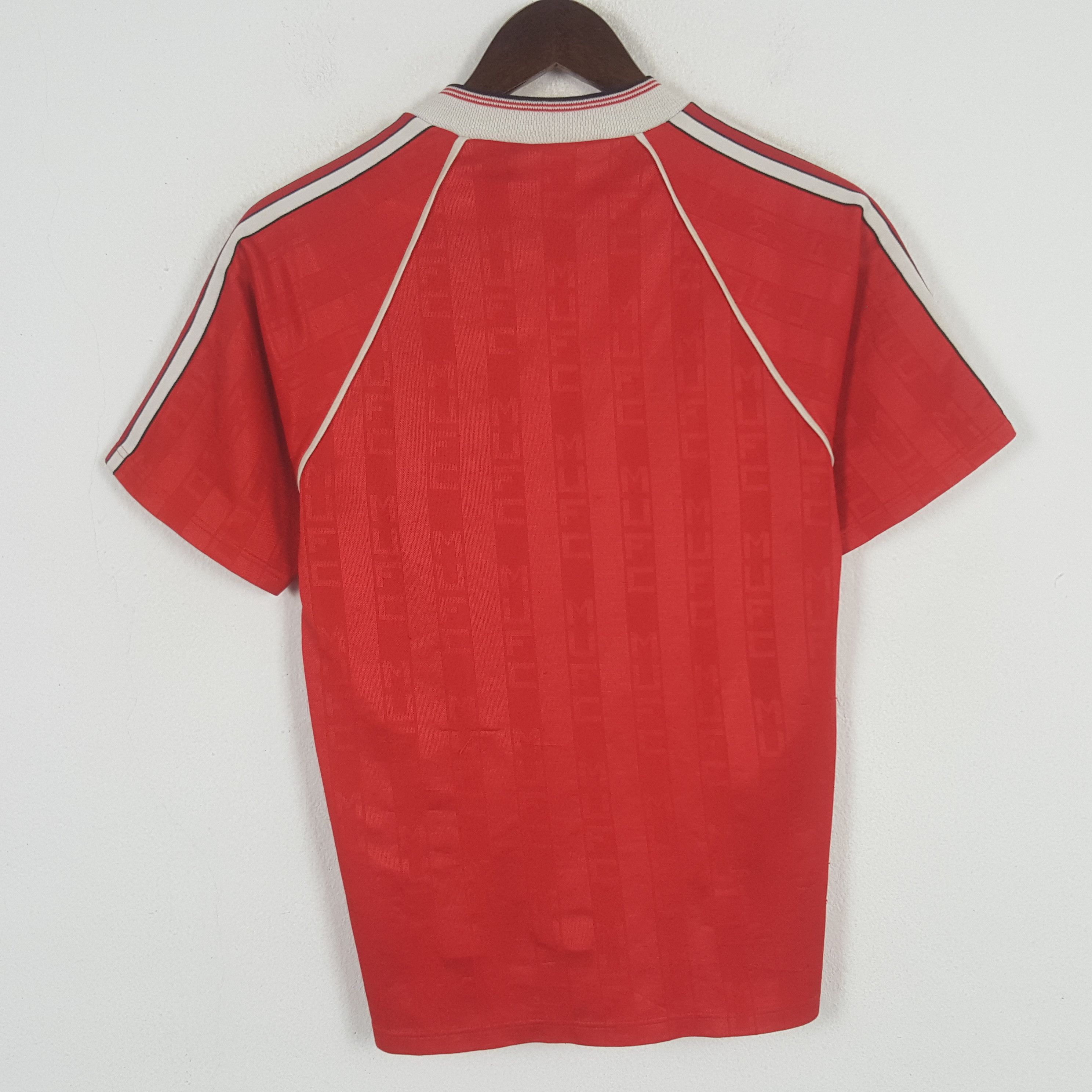 Adidas Vintage ADIDAS MANCHESTER UNITED RETRO 1986/1988 Jersey Size US S / EU 44-46 / 1 - 3 Thumbnail