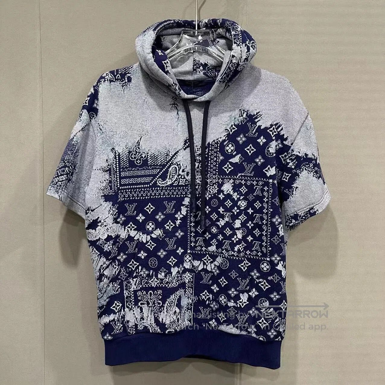 Louis Vuitton louis vuitton color print short sleeve hoodie. Size US M / EU 48-50 / 2 - 1 Thumbnail