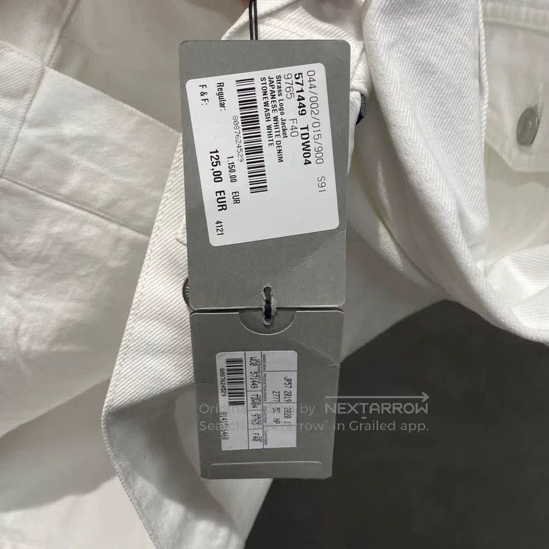 Balenciaga Balenciaga White embroidered pattern logo denim jacket Size US S / EU 44-46 / 1 - 4 Thumbnail