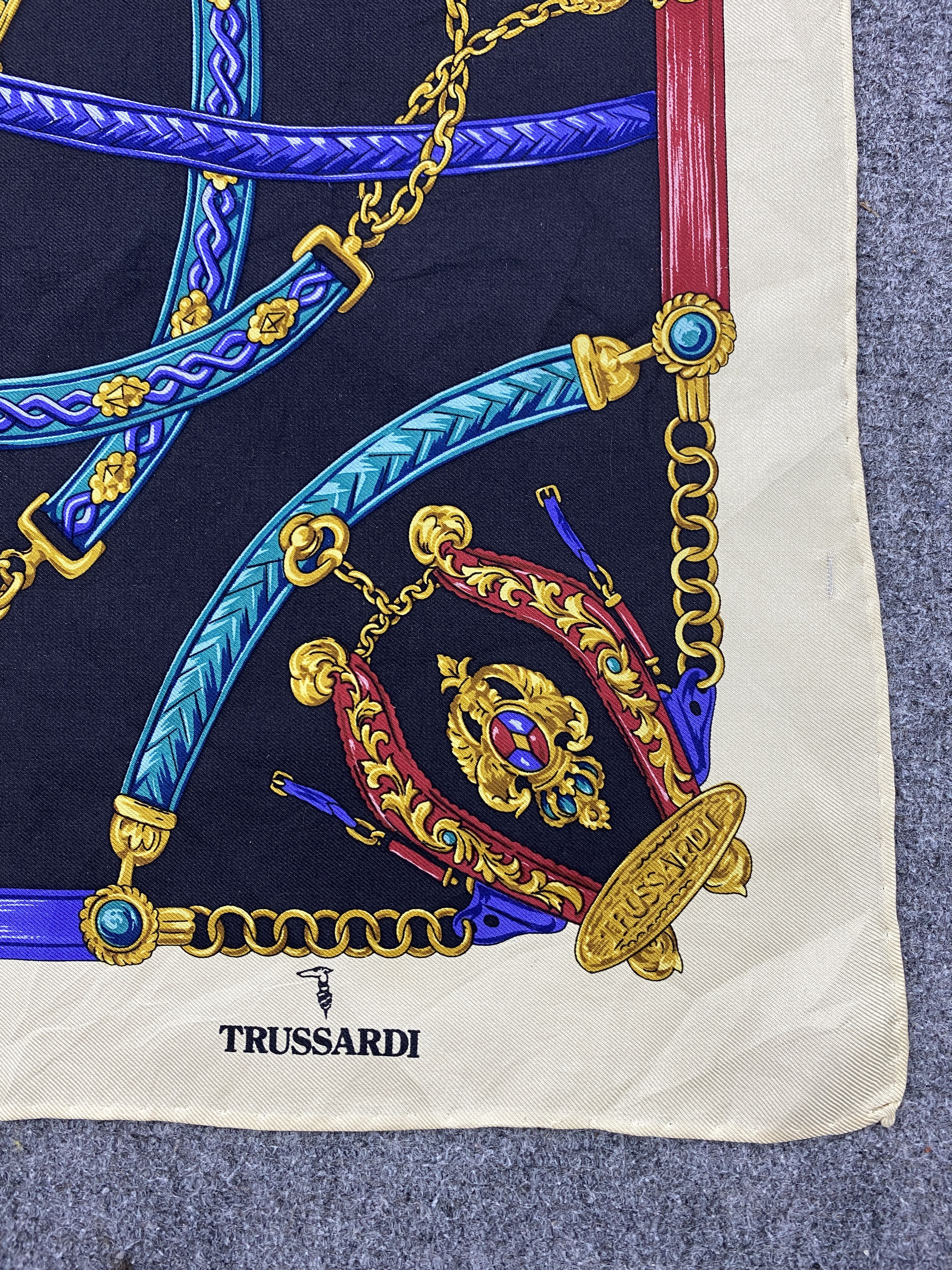 Trussardi Trussardi Silk Scarf / Muffler / Silk Scarf SN0058 Size ONE SIZE - 6 Thumbnail