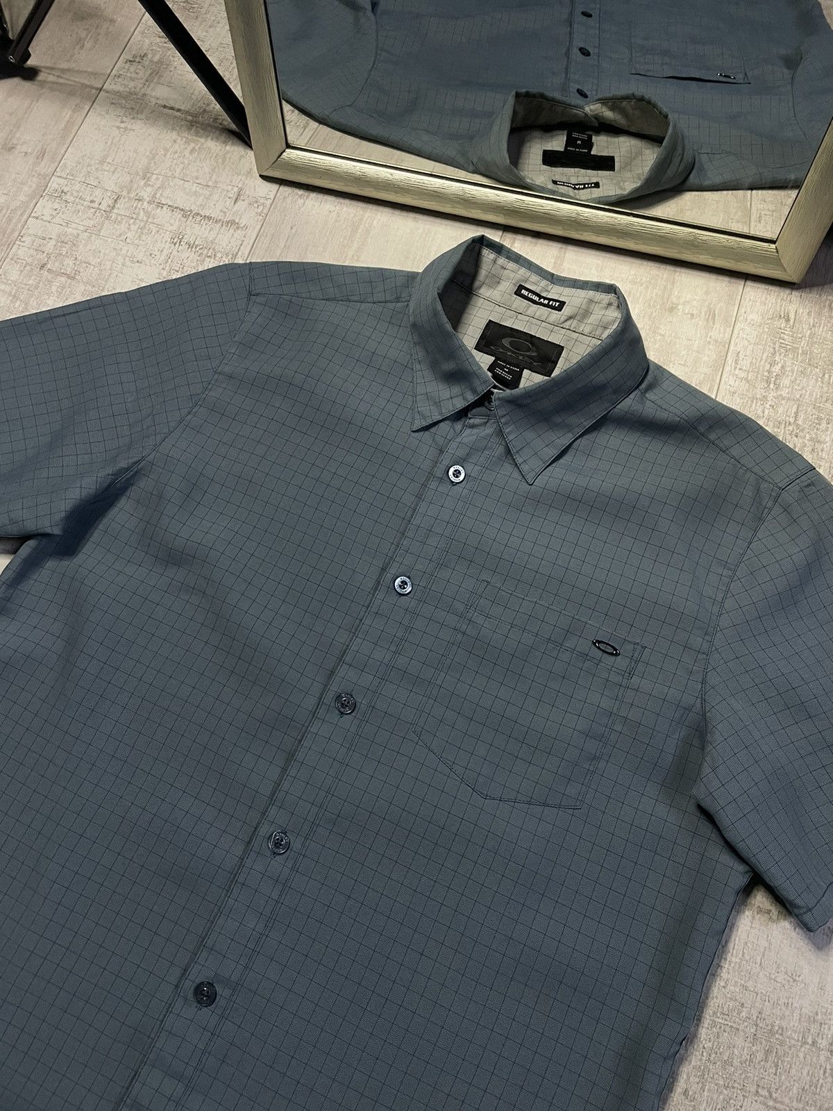 Oakley Vintage Oakley 00’s Shirt Button Up Short Metal Logo RARE Size US M / EU 48-50 / 2 - 2 Thumbnail