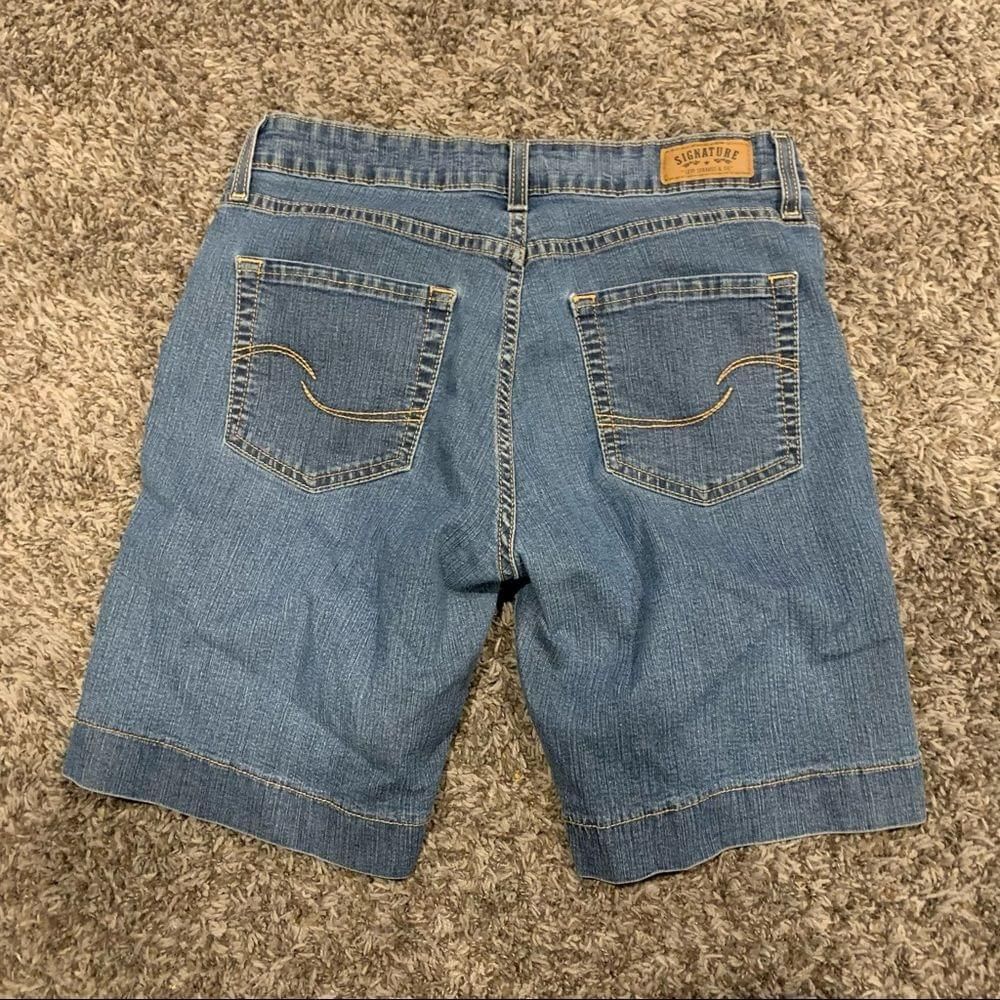 Levi's Women’s Signature Levi Shorts Size 28" / US 6 / IT 42 - 4 Thumbnail