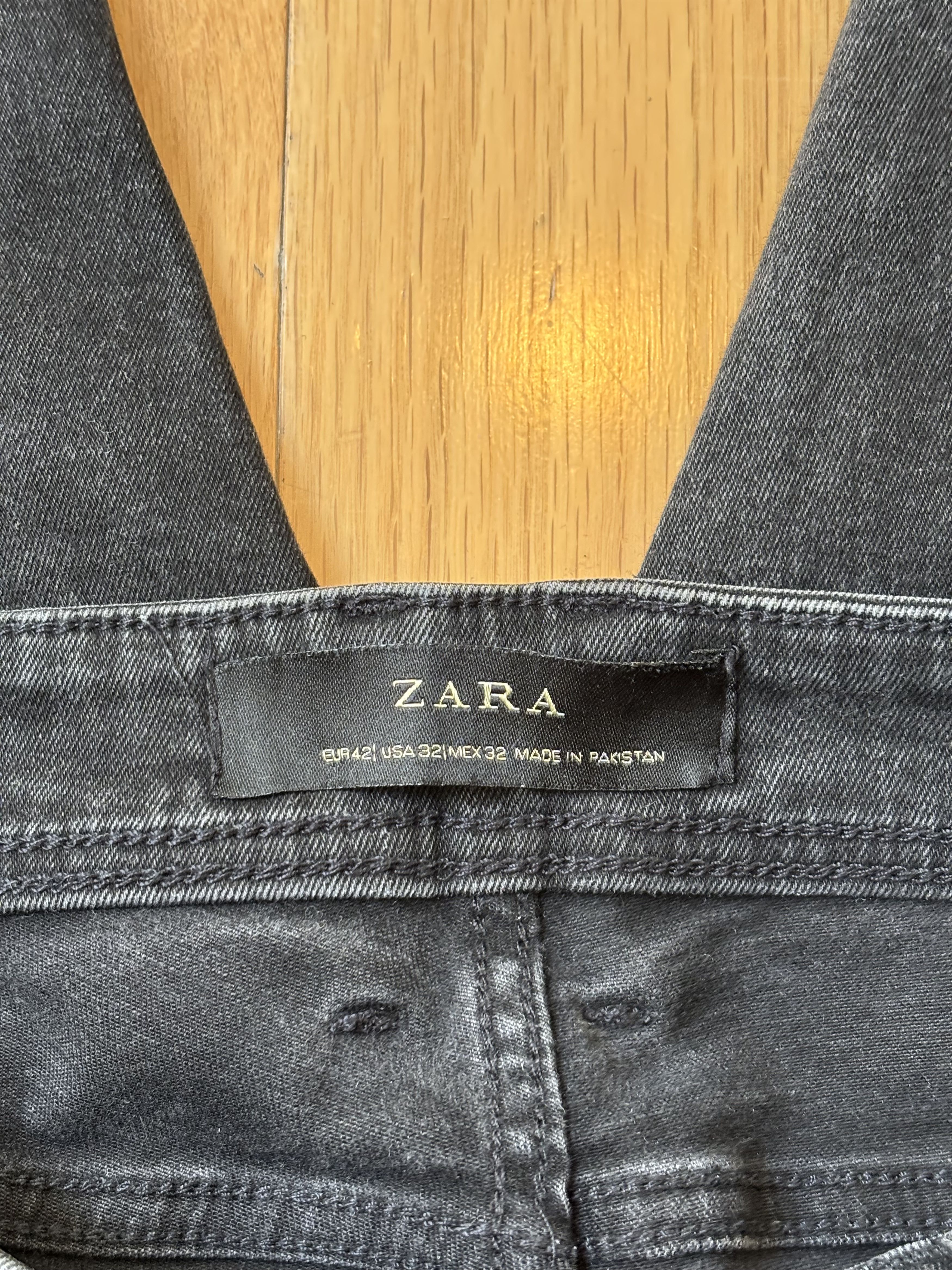Zara Vintage Zara Distressed Skinny Jeans 32/32 Size US 32 / EU 48 - 3 Thumbnail