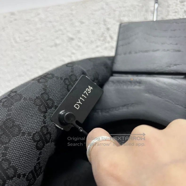 Balenciaga Balenciaga Monogram Full Print Down Vest - Black Size XS / US 0-2 / IT 36-38 - 4 Thumbnail
