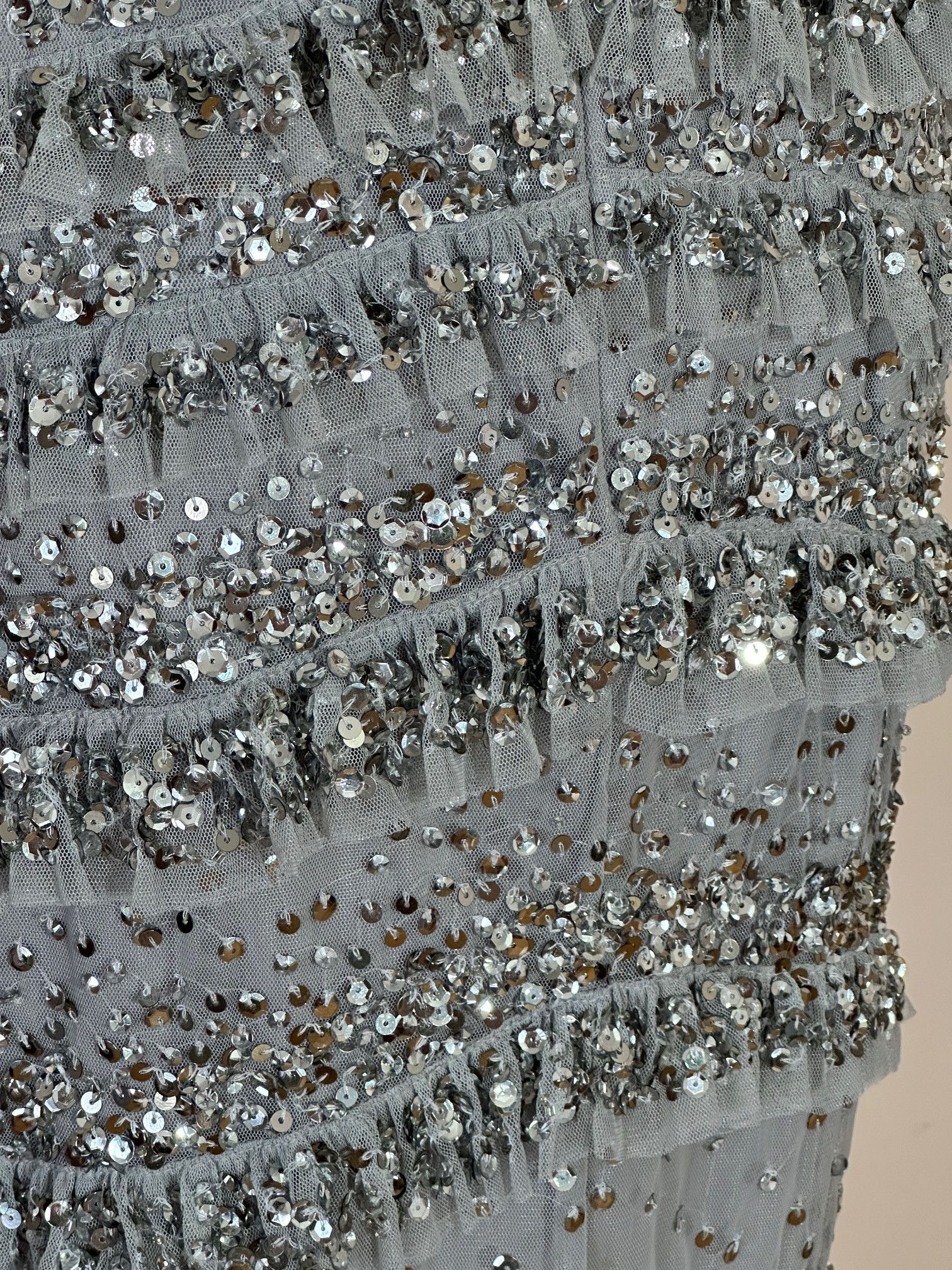 Adrianna Papell Silver Sequined on Ruffled Net Mini Dress Size M / US 6-8 / IT 42-44 - 4 Thumbnail