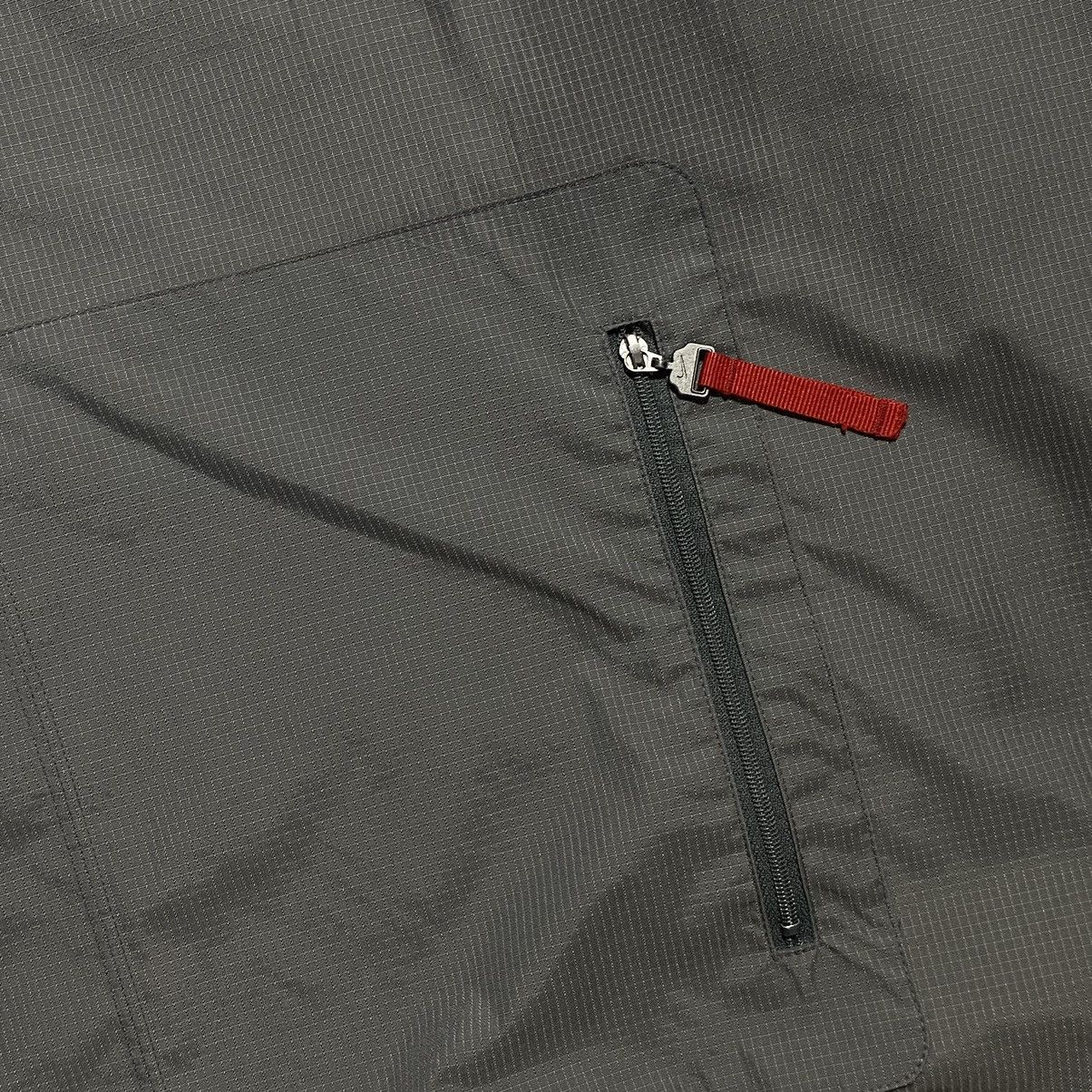 Nike Rare Nike Asymmetrical Hex Zip Jacket Y2K Ninja Pocket Neck Size US L / EU 52-54 / 3 - 6 Thumbnail