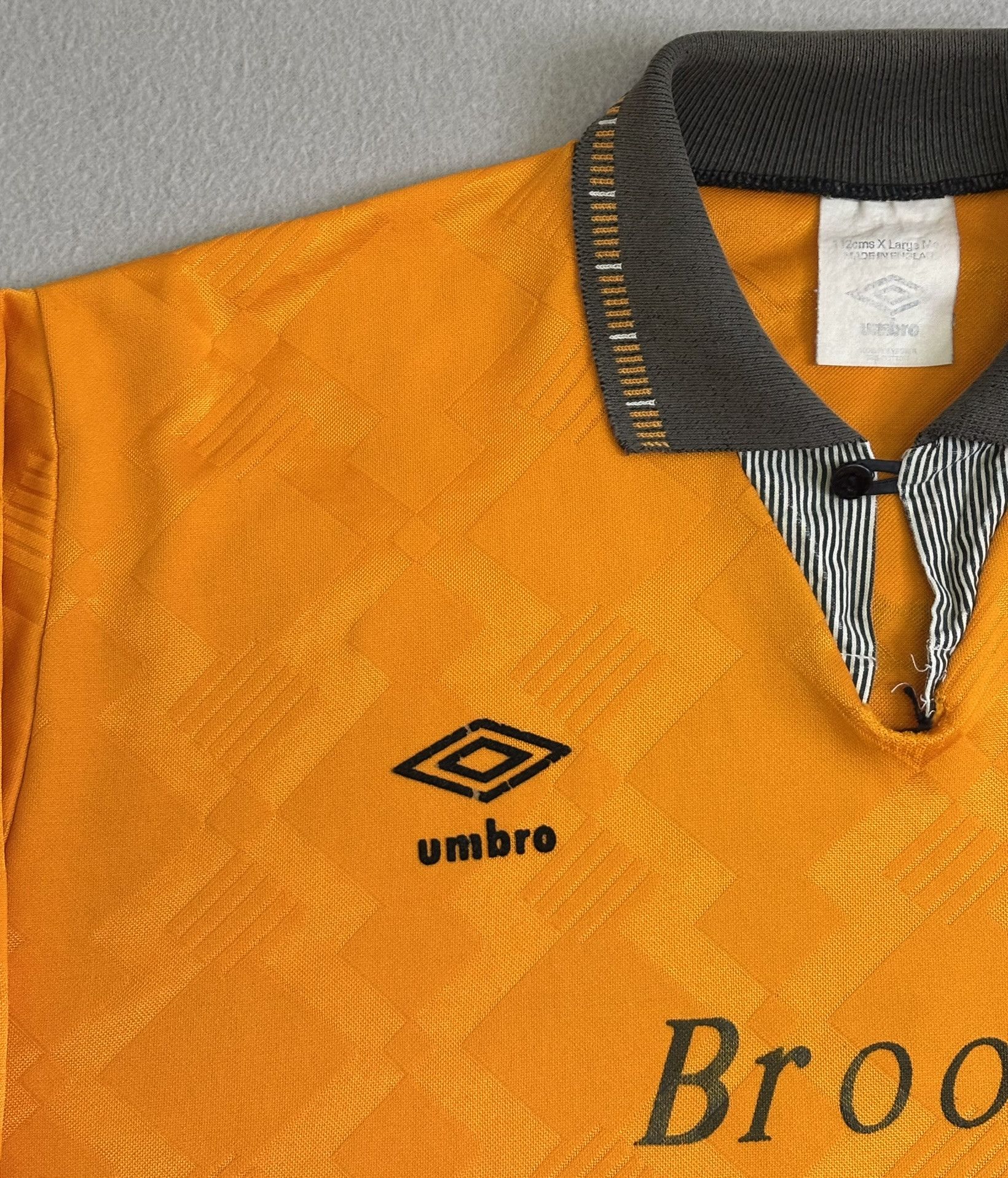 Umbro × Vintage Brooke Bond Tea #7 Umbro Soccer Jersey Size XL Size US XL / EU 56 / 4 - 7 Thumbnail