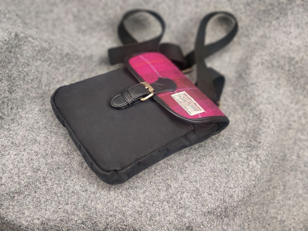 Harris Tweed Vintage Harris Tweed compact messenger bag over the shoulder Size ONE SIZE - 10 Thumbnail