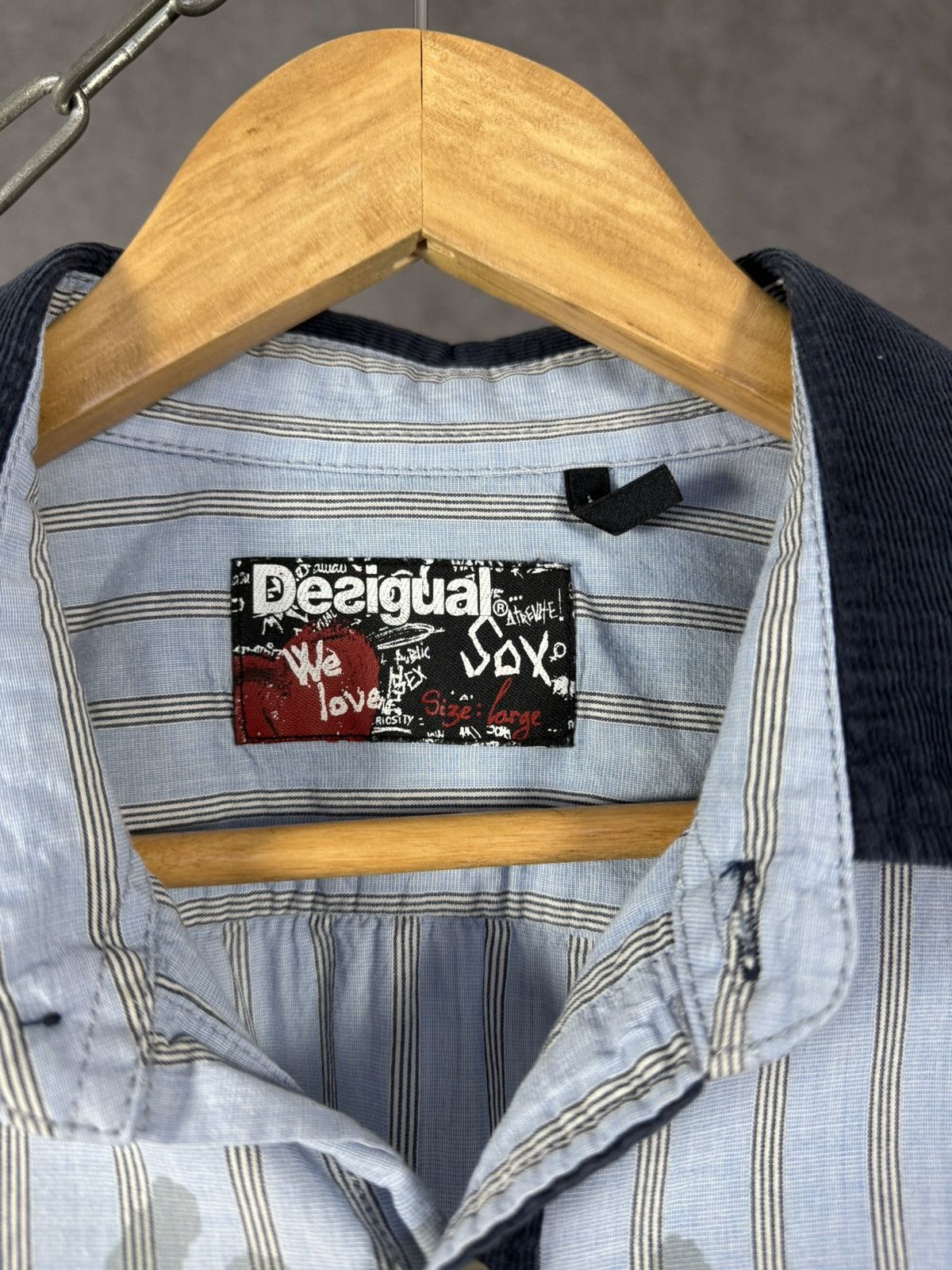 Desigual Desigual art crazy designer shirt Size US L / EU 52-54 / 3 - 4 Thumbnail