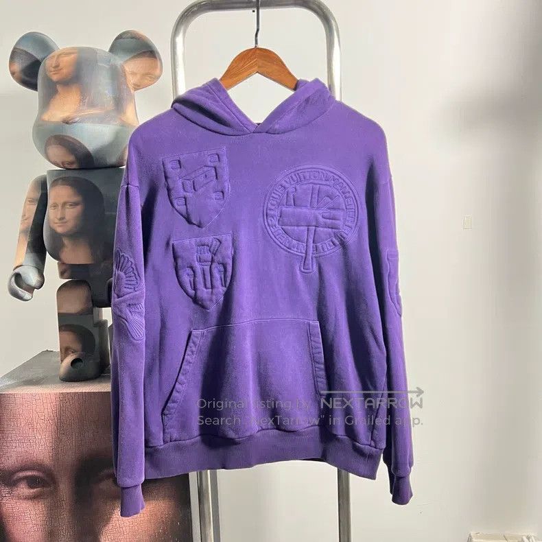 Louis Vuitton Louis Vuitton Embossed logo hoodie Size US S / EU 44-46 / 1 - 1 Thumbnail