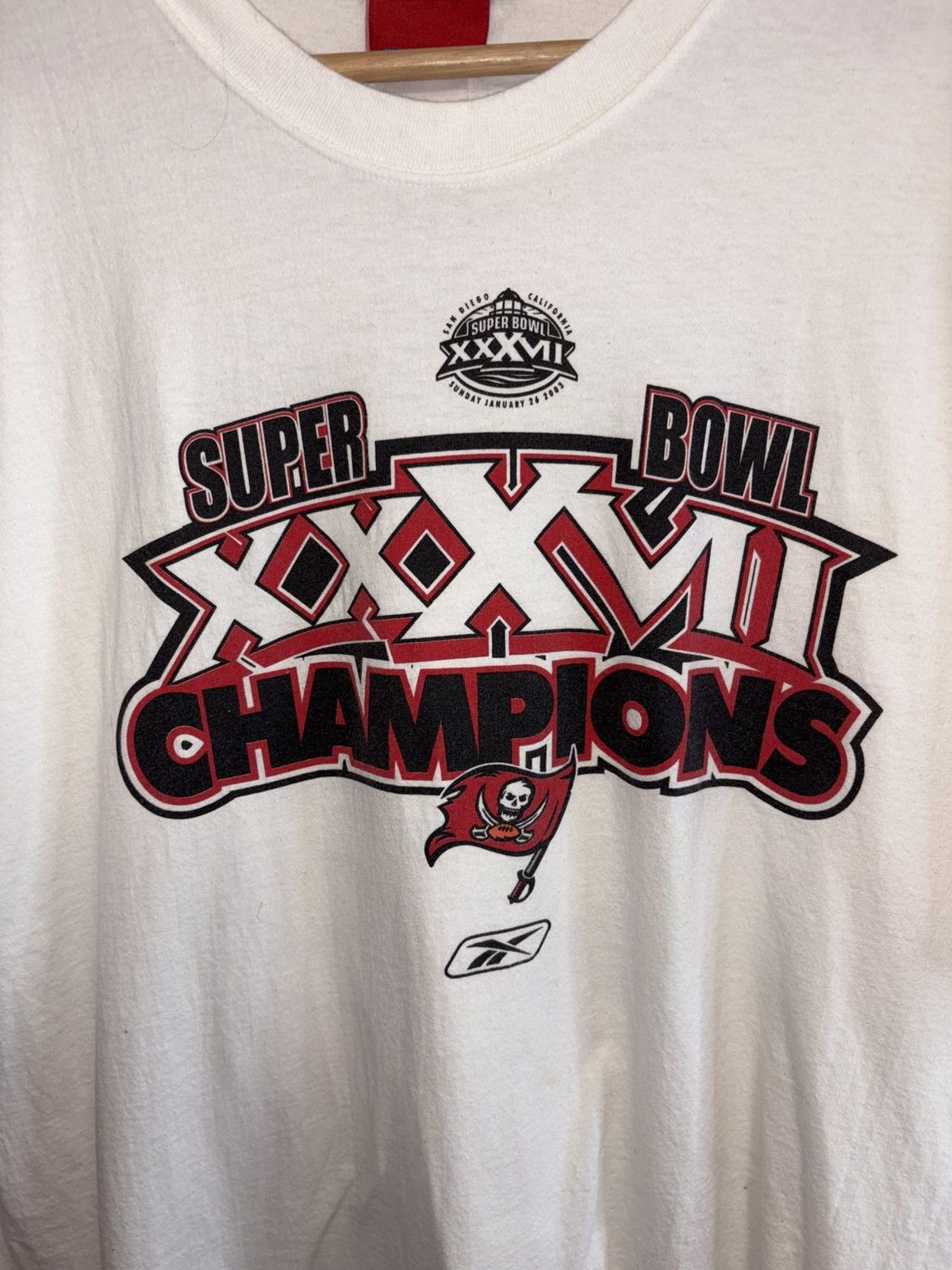 Reebok Vintage Super bowl Buccaneers tee size L Size US L / EU 52-54 / 3 - 2 Thumbnail