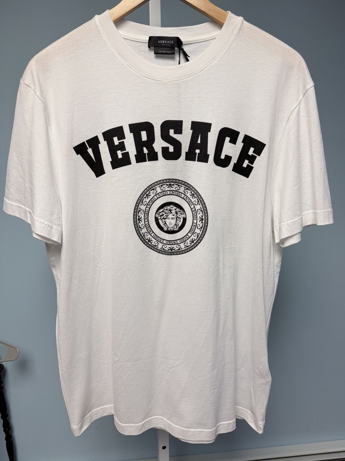 Versace Versace Medusa White Tee New with Tags Size US XL / EU 56 / 4 - 1 Thumbnail
