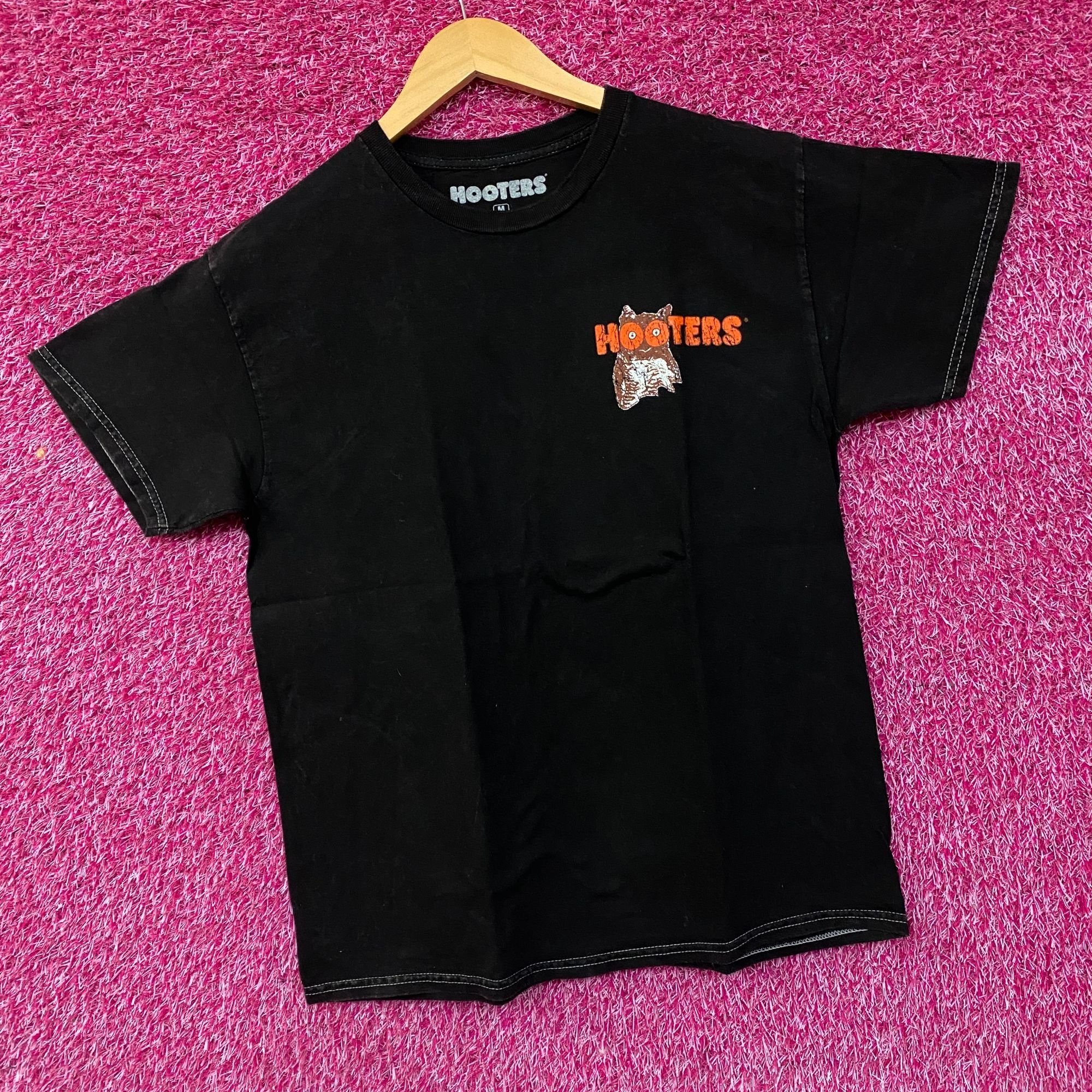 Ripple Junction Hooters Clearwater Promotional Graphic T-Shirt Medium Size US M / EU 48-50 / 2 - 4 Thumbnail