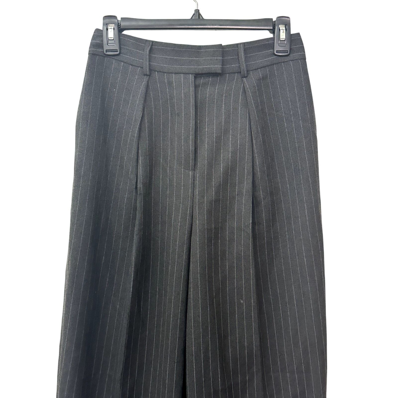 Topshop Topshop Trousers Pinstriped Button Fly Pleated Gray W 4 NWT Size 27" / US 4 / IT 40 - 2 Thumbnail