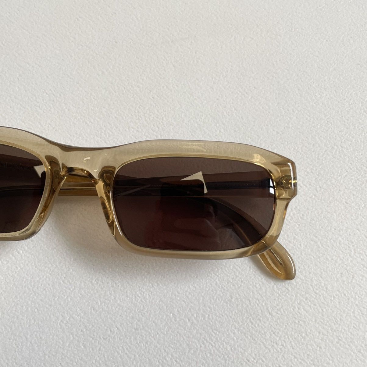 Cutler and Gross Translucent Honey Frame Vintage Sunglasses Size ONE SIZE - 13 Thumbnail