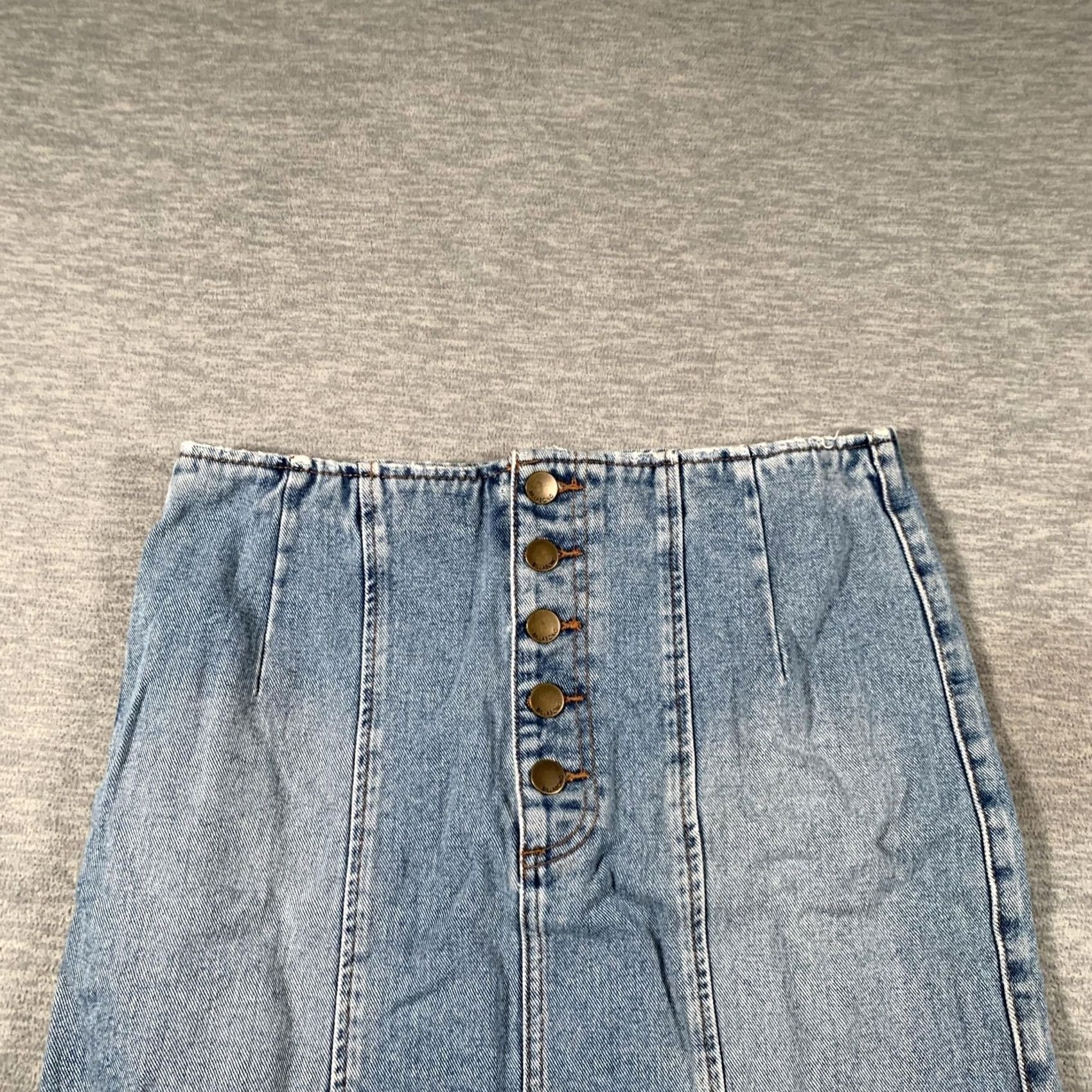 Billabong Billabong Skirt Womens 31 Blue Denim Button Front Mini High Waist Casual Summer Size 24" / US 00 / IT 34 - 2 Thumbnail