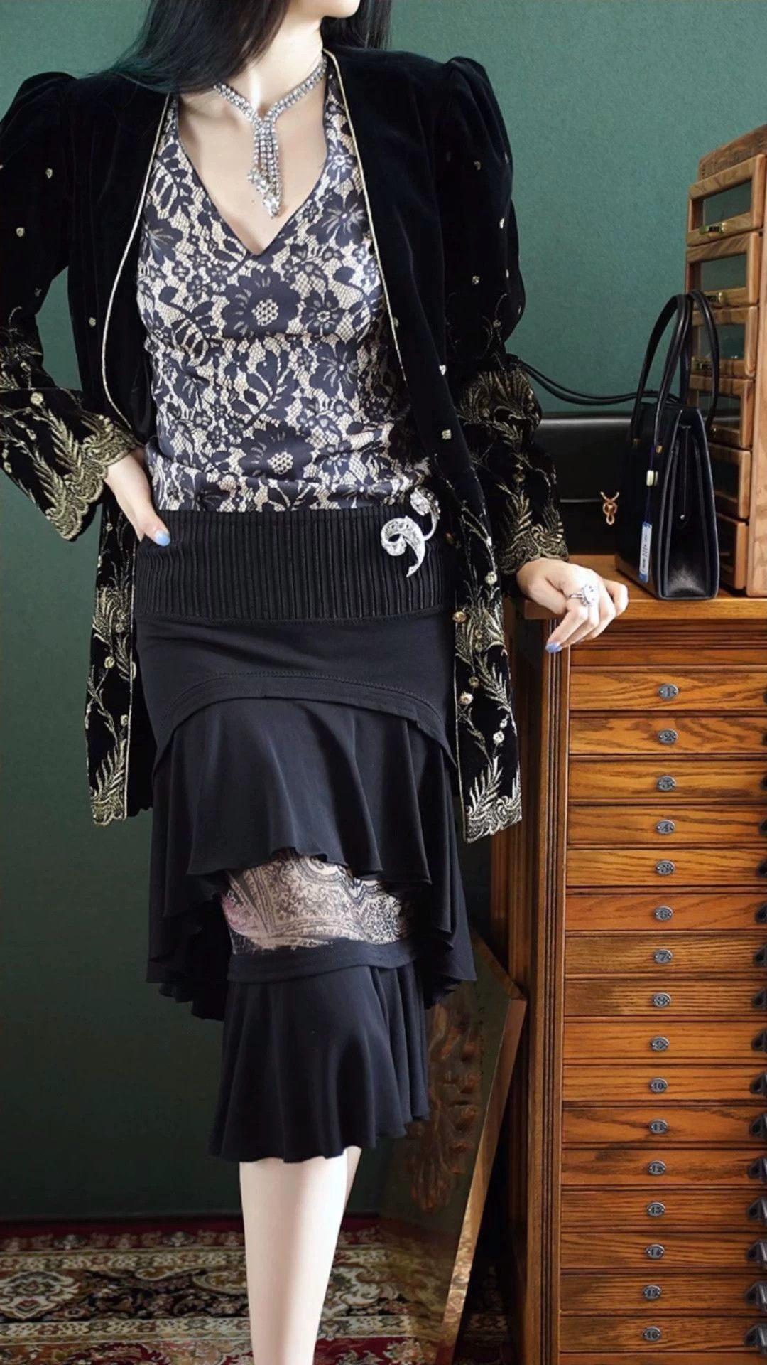 Roberto Cavalli Roberto Cavalli Vintage Bodycon Skirt M IT42/FR38 Size 27" / US 4 / IT 40 - 1 Thumbnail