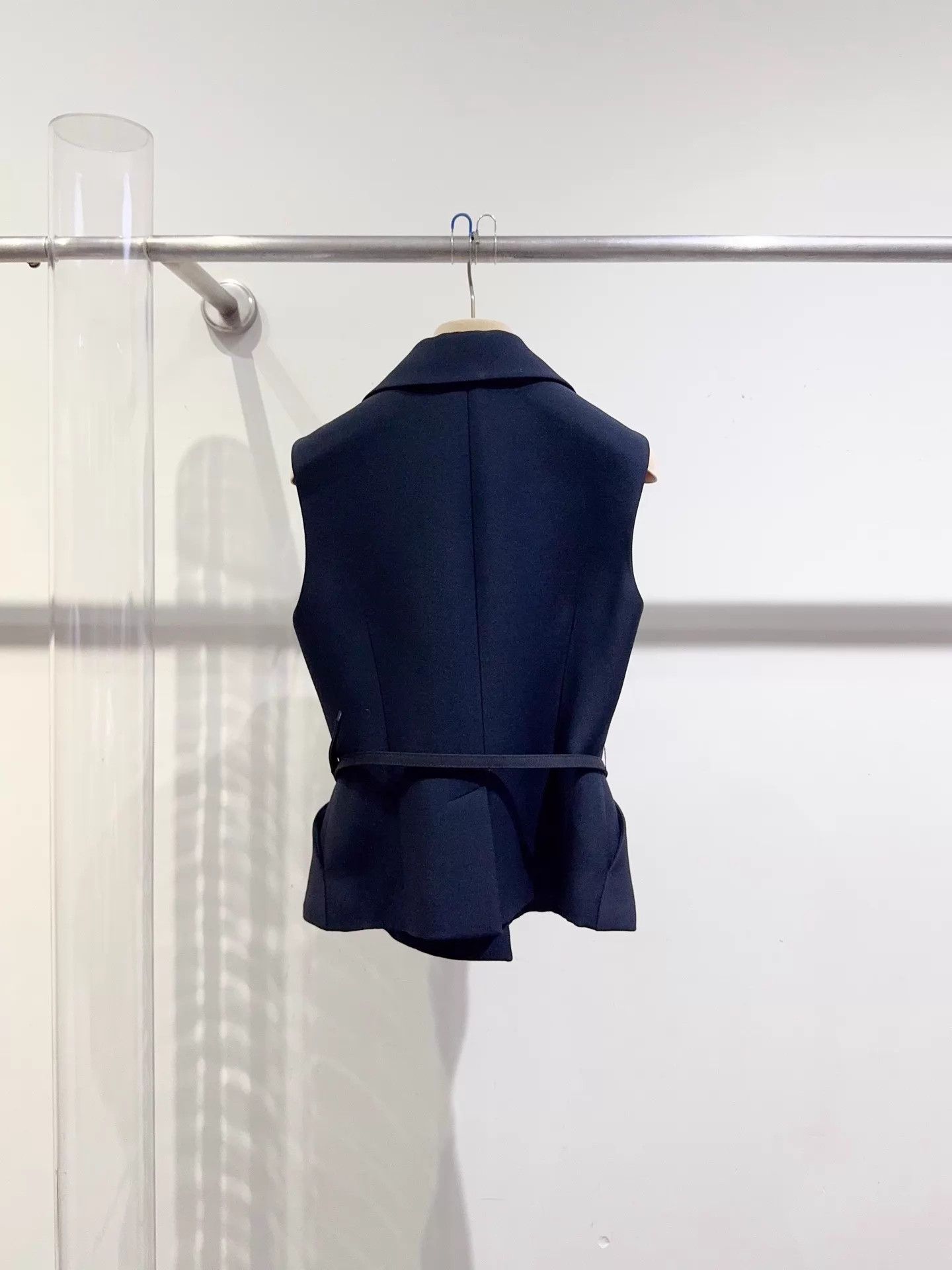 Dior Dior Silk & Wool Vest F36 NWOT Size XS / US 0-2 / IT 36-38 - 2 Thumbnail