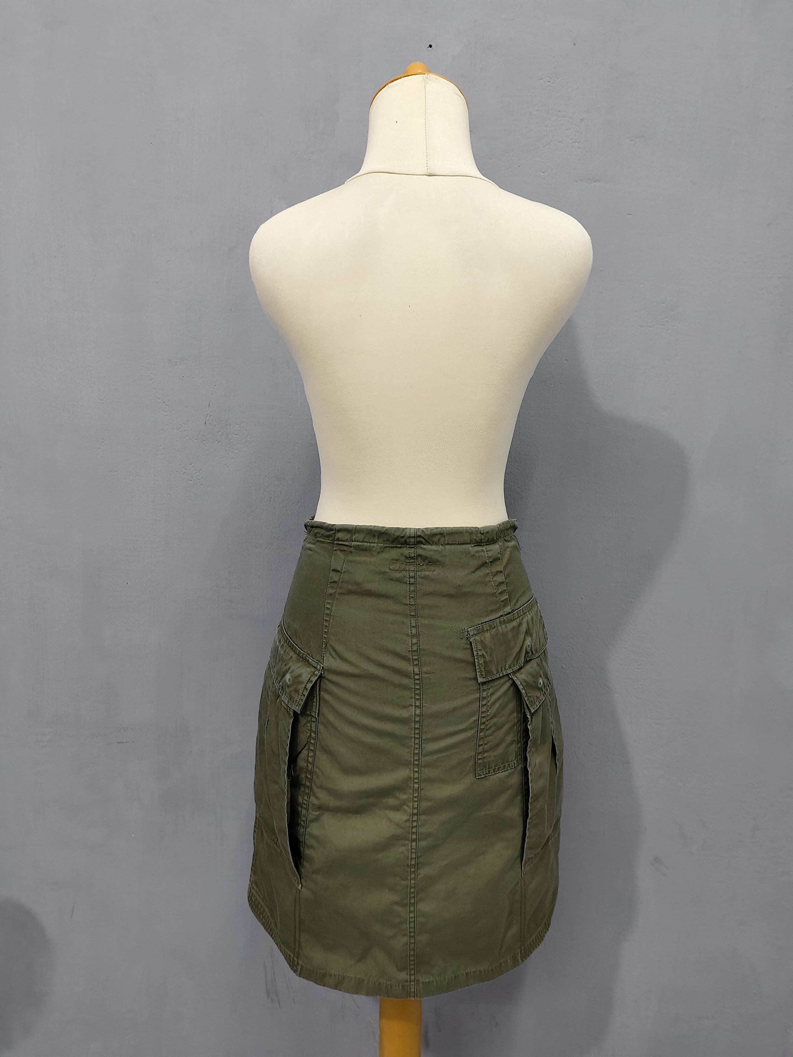 Seditionaries 🔥Rare Cockscomb Y2K Tactical Rebuild Army Asymmetric Skirt Size 29" - 4 Thumbnail