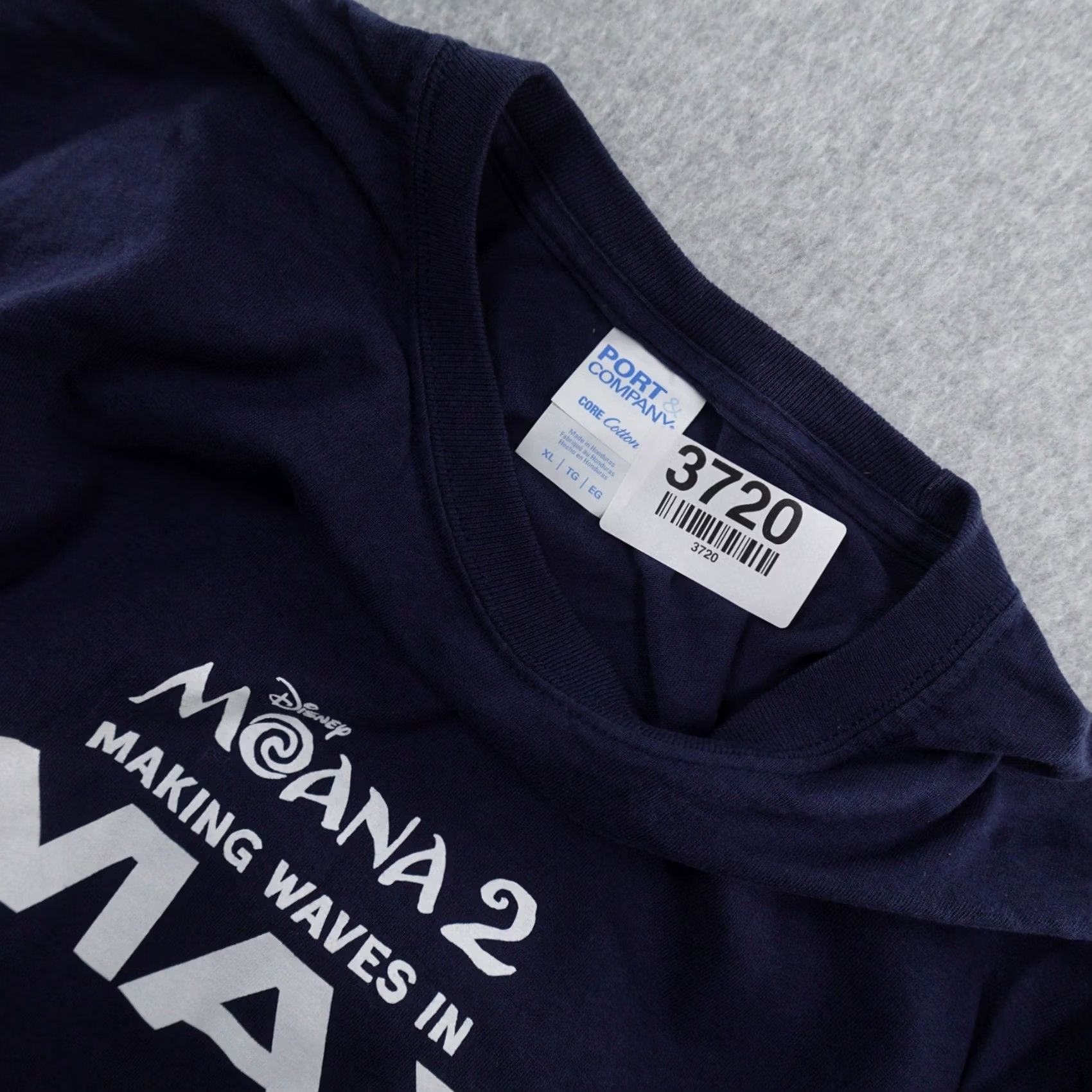 Port & Company Moana Movie Promo XL (22X30) Blue T-Shirt Mens Capri? Size US XL / EU 56 / 4 - 5 Thumbnail