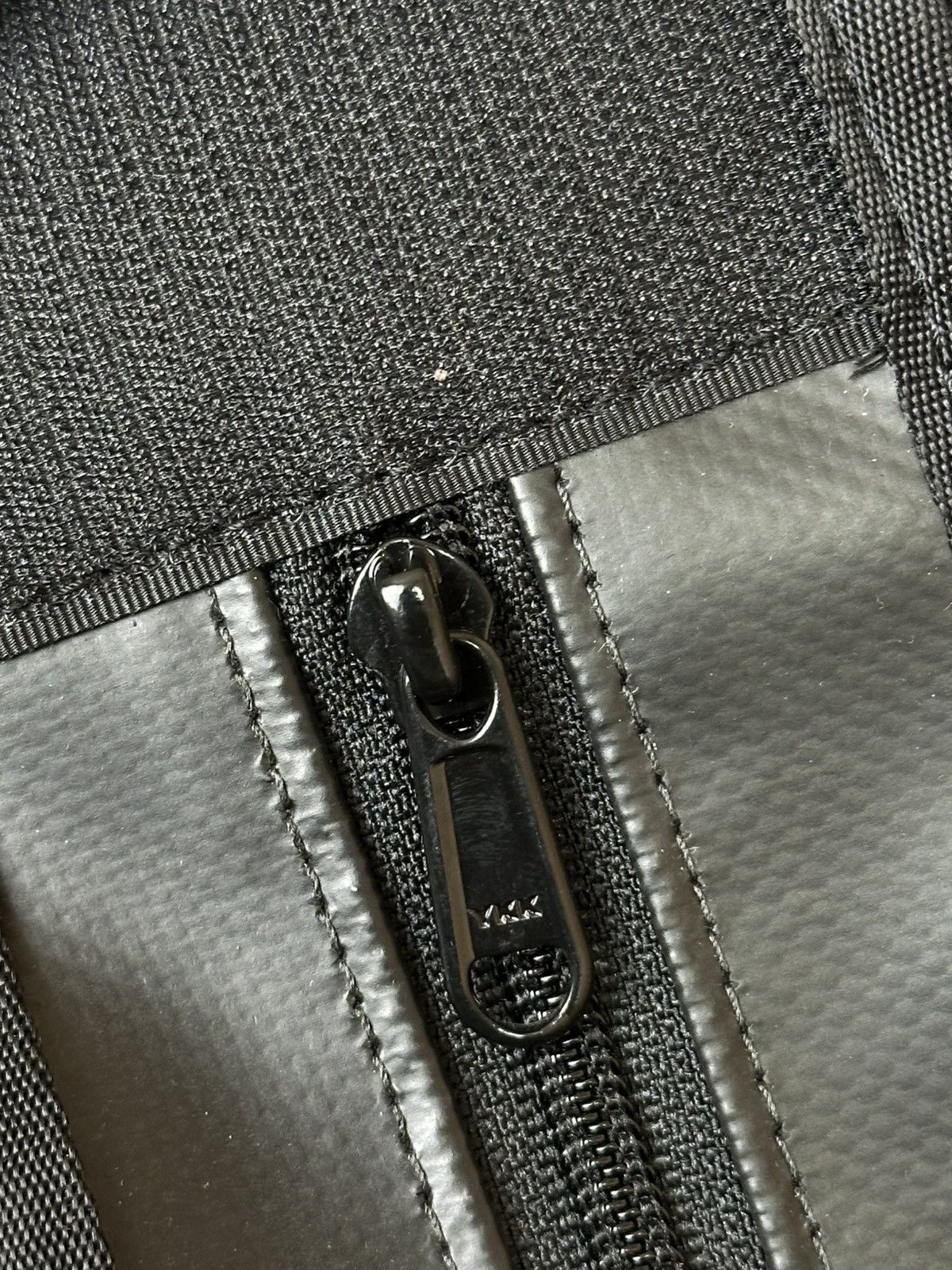 Chrome Industries Chrome Industries messenger bag water-resistant material. Size ONE SIZE - 12 Thumbnail