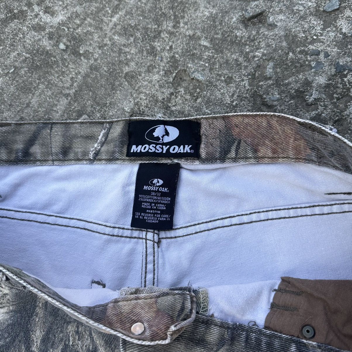 Realtree (38x32) Crazy Vintage Y2K Carhartt Style Faded Realtree Camo Size US 38 / EU 54 - 5 Thumbnail