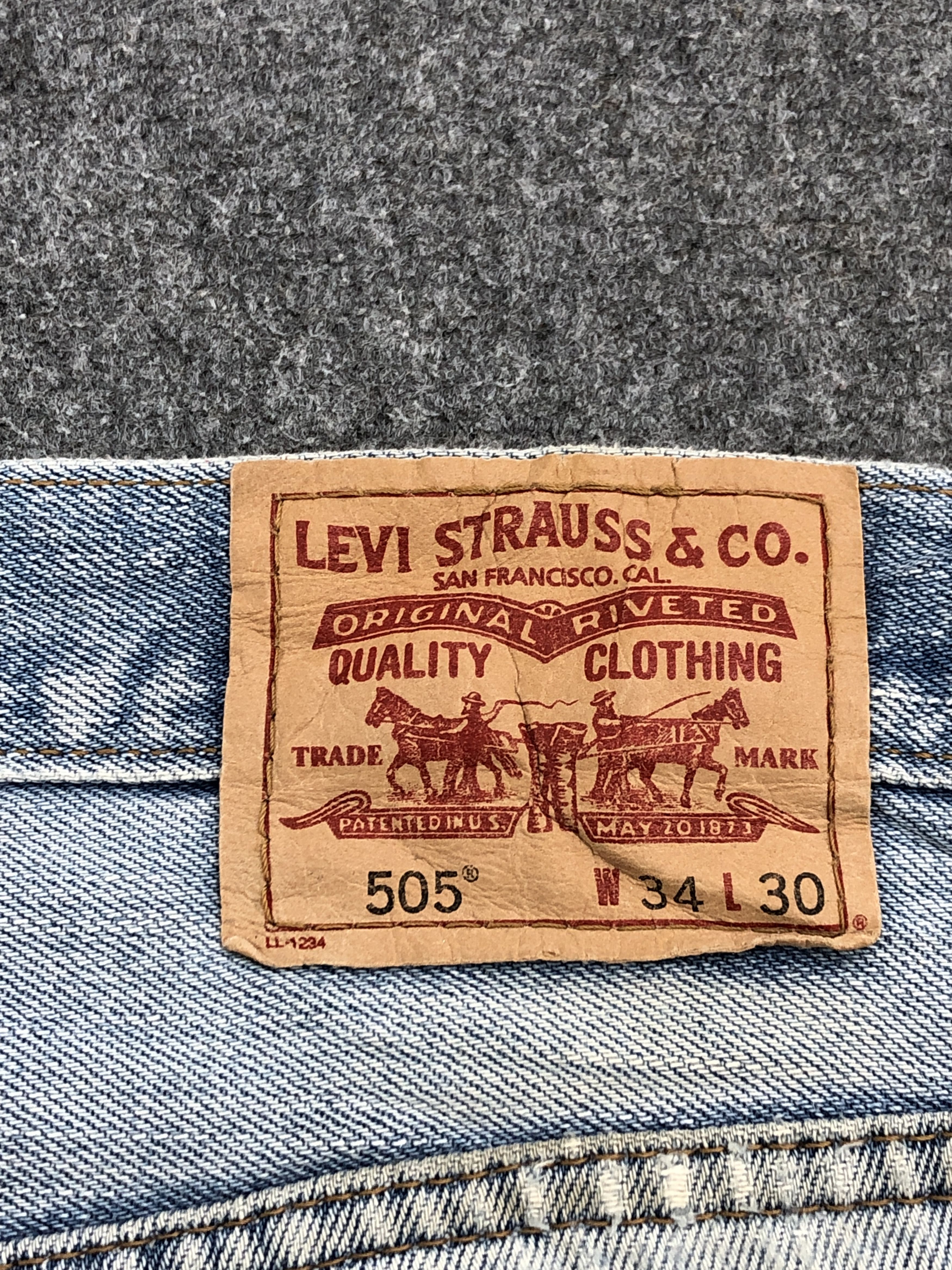 Levi's × Vintage Vintage Levis 505 Light Washed Denim Jeans Size US 33 - 5 Thumbnail