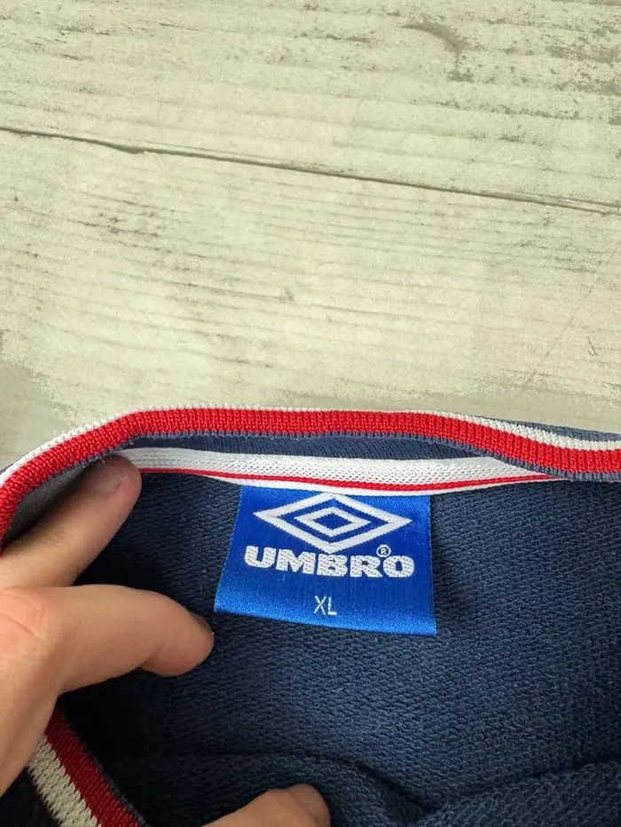 Umbro Vintage Umbro England 1999 Training Sweatshirt Soocer Size US XL / EU 56 / 4 - 9 Thumbnail