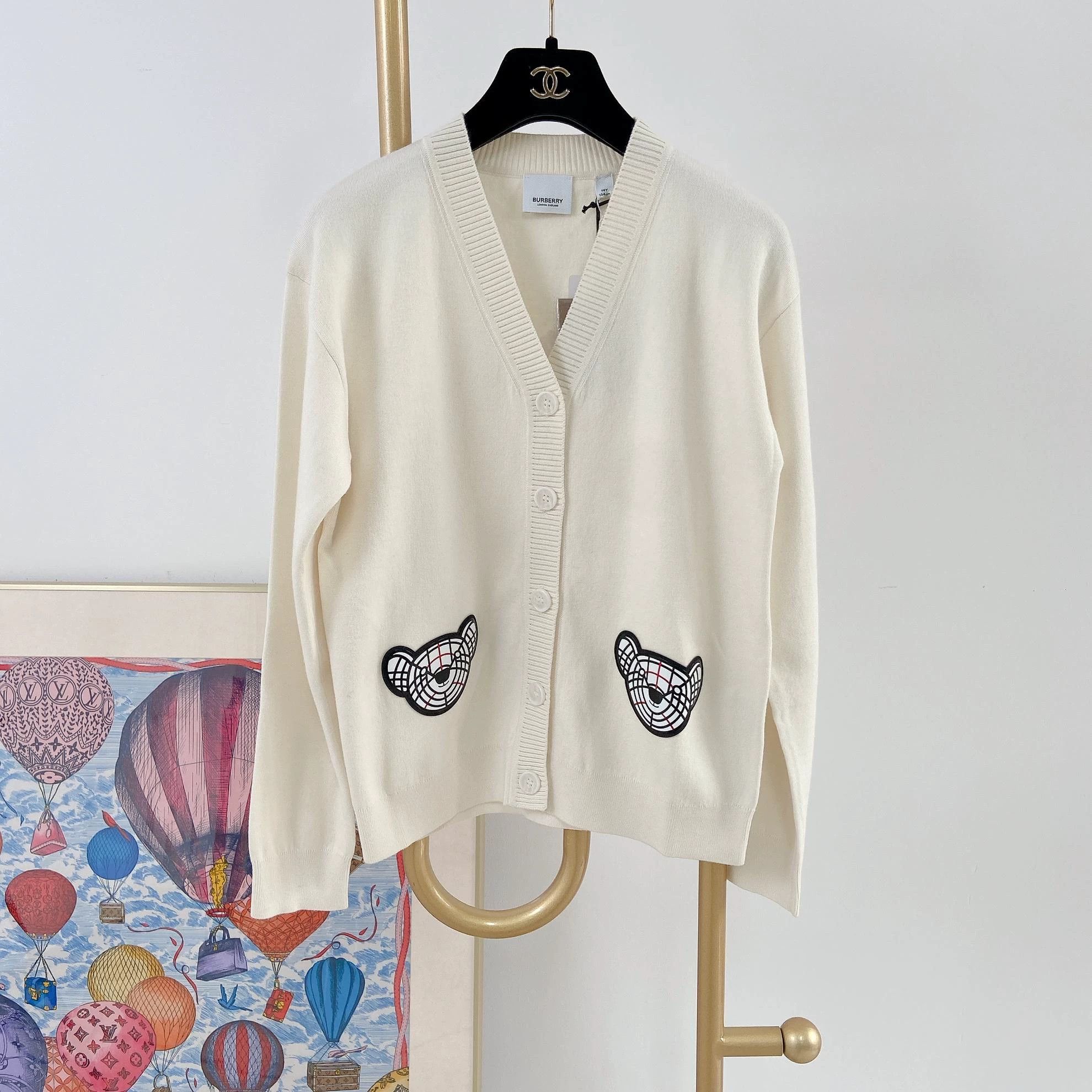 Burberry Burberry Teddy Bear Cardigan 14Y Tagged 3204 Size XS / US 0-2 / IT 36-38 - 2 Thumbnail