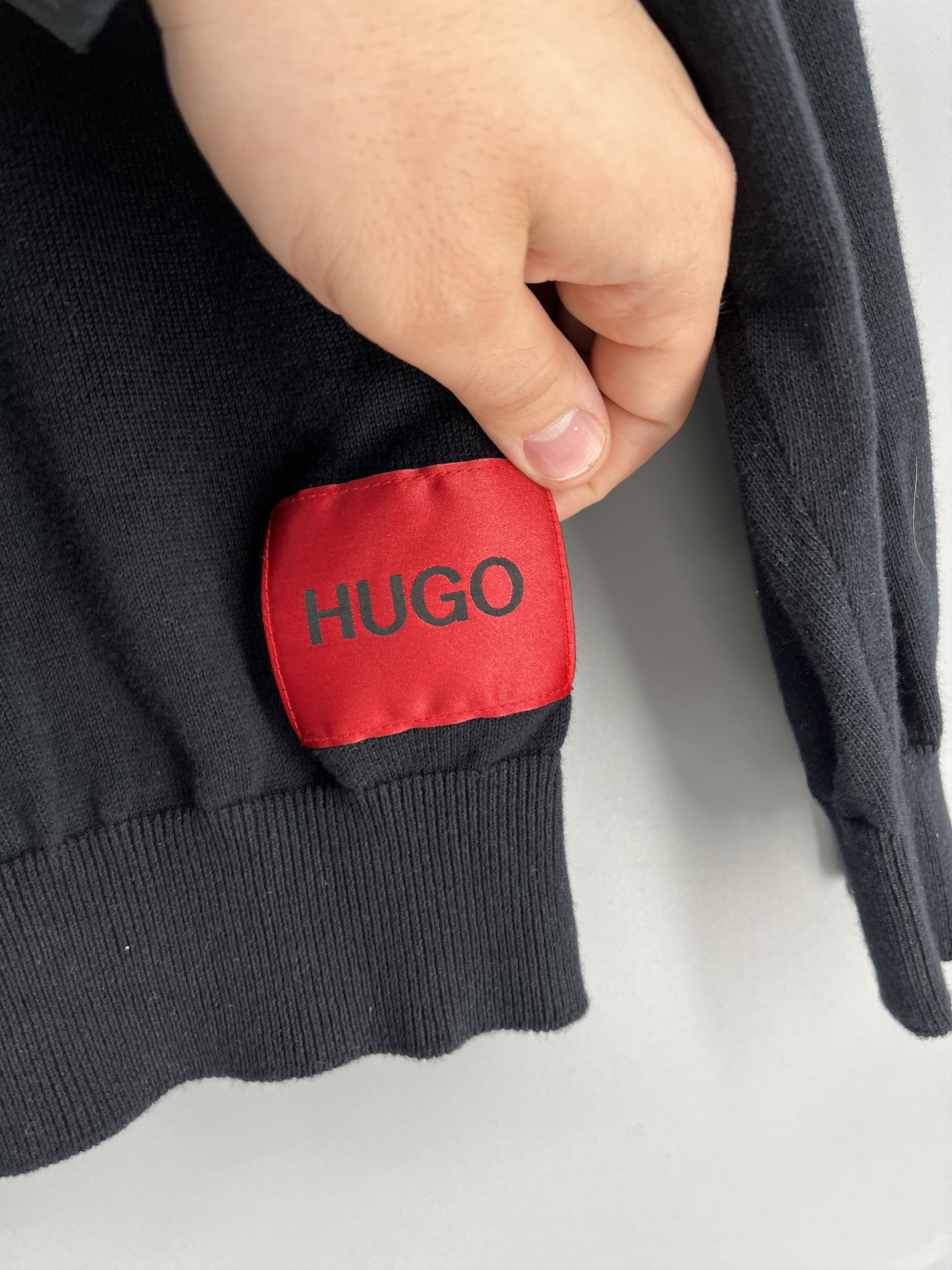 Hugo Boss HUGO BOSS Sdorito Sweater XL Black Red 100% Cotton Size US XL / EU 56 / 4 - 7 Thumbnail