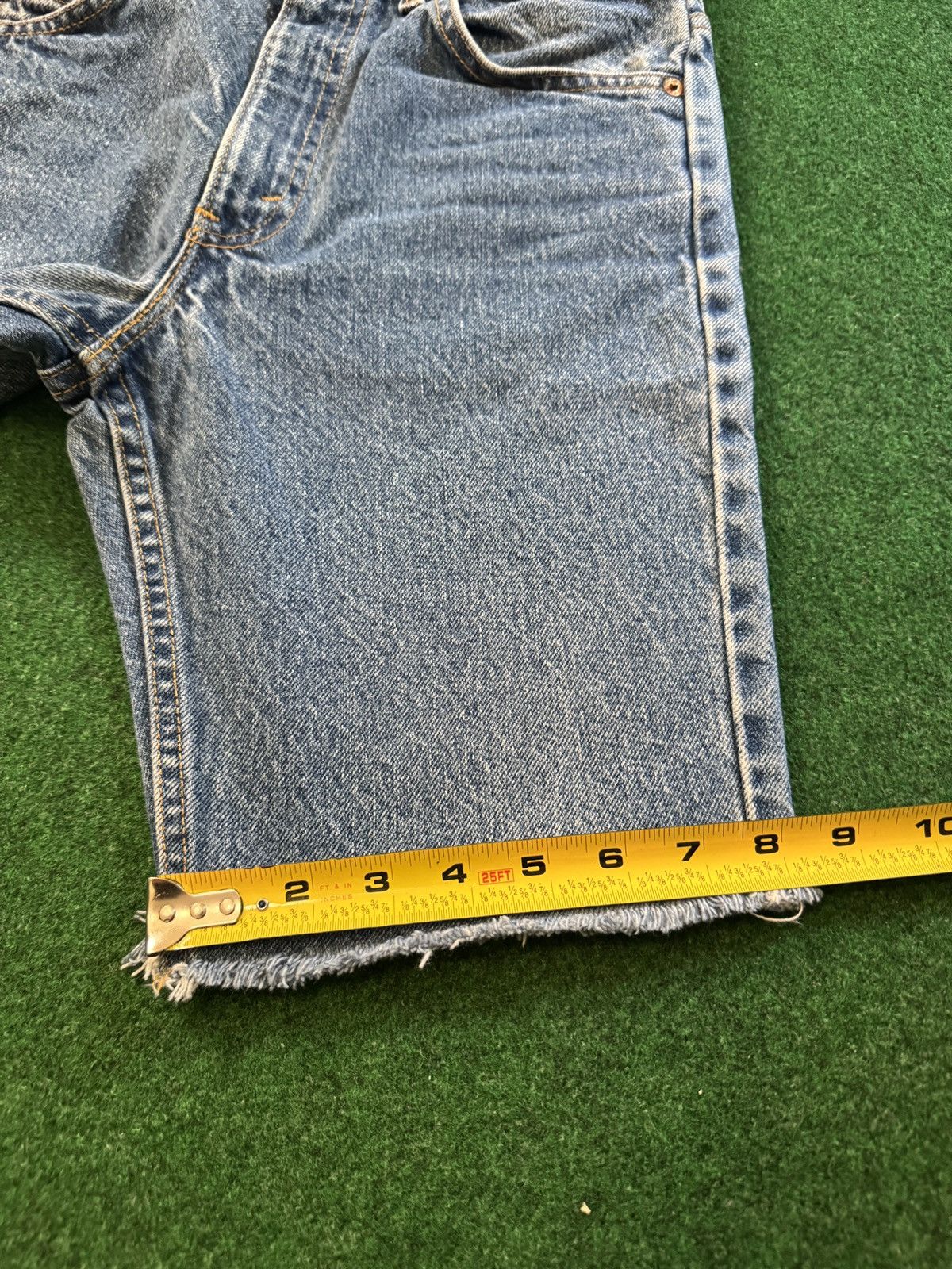 Levi's Vintage Clothing Vintage 90s Levi’s 517 Cutoff Jorts Grunge 9” Denim Shorts Size US 30 / EU 46 - 8 Thumbnail