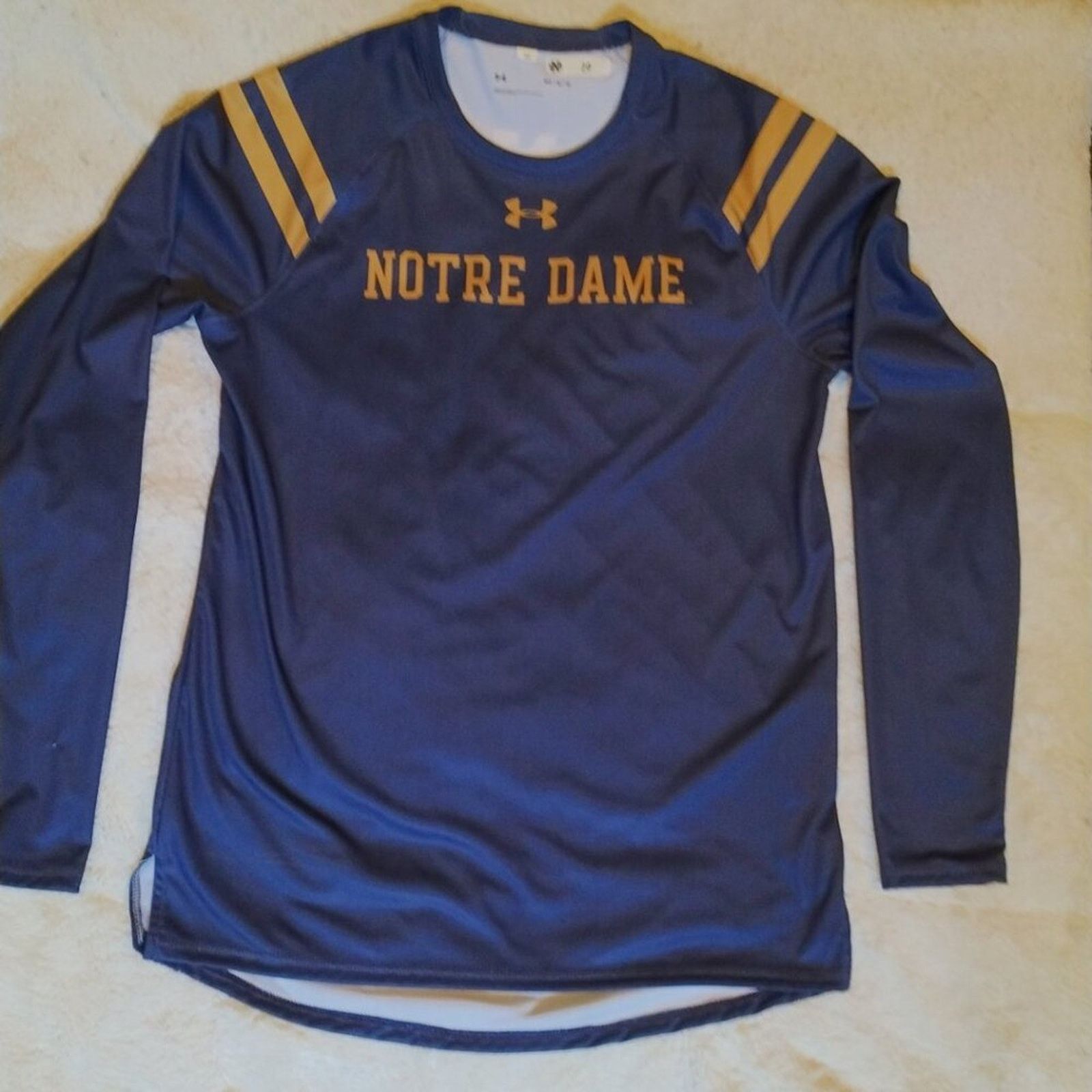 Under Armour Notre Dame Fighting Irish Under Armour Long Sleeve Shirt Men Size US M / EU 48-50 / 2 - 2 Thumbnail