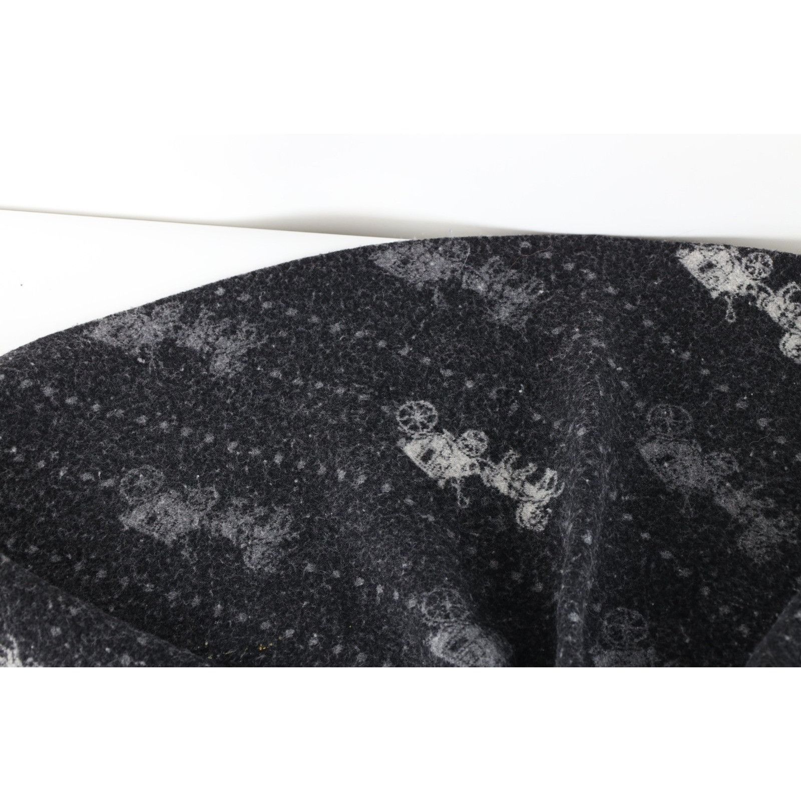 Coach Coach Horse & Carriage Wool Knit Winter Neck Scarf Size ONE SIZE - 2 Thumbnail