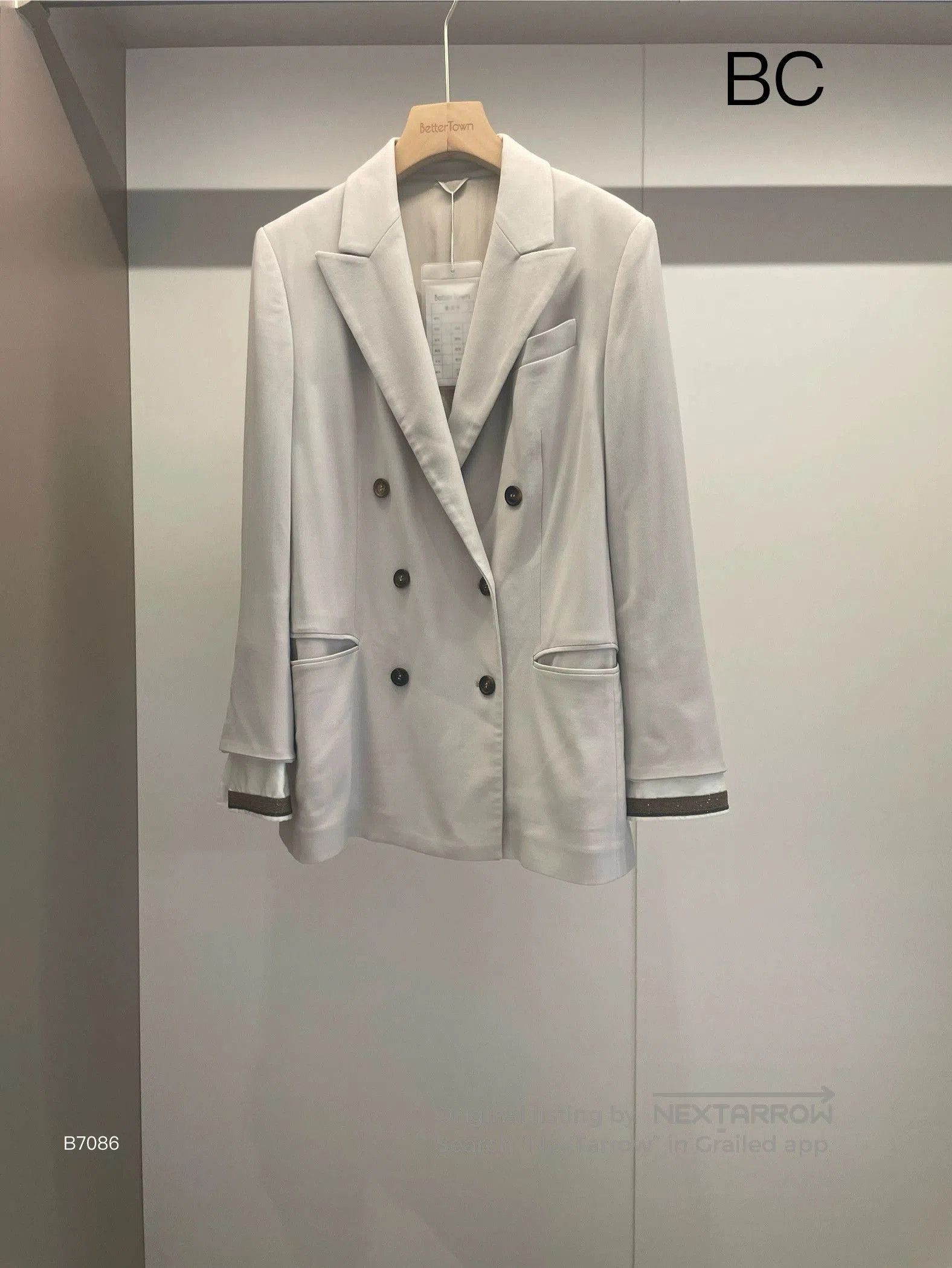 Brunello Cucinelli Brunello Cucinelli Beige Blazer Size 42. Size US XS / EU 42 / 0 - 1 Thumbnail