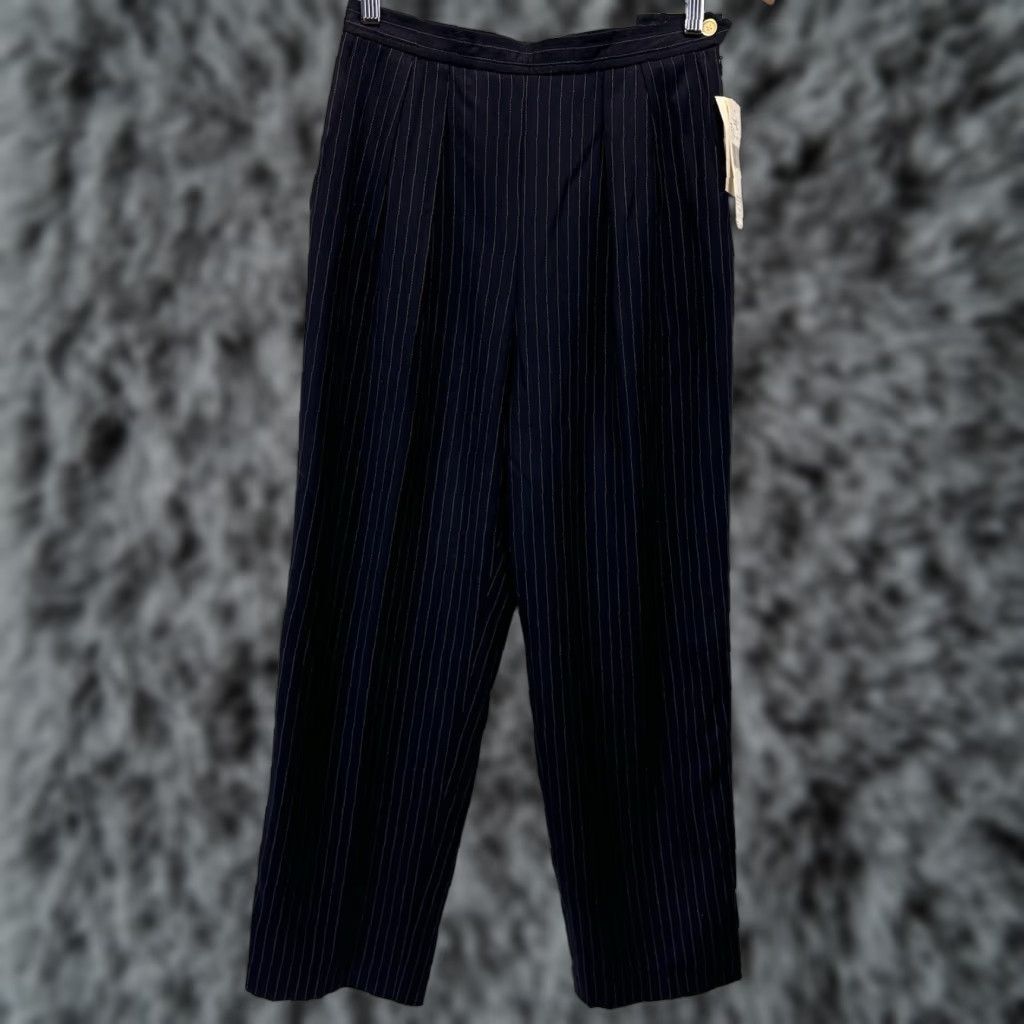 Jones New York VINTAGE Jones New York Pants Women Sz 8 Navy Wool Pinstripe Pleated Dress Pants Size 30" / US 8 / IT 44 - 1 Thumbnail