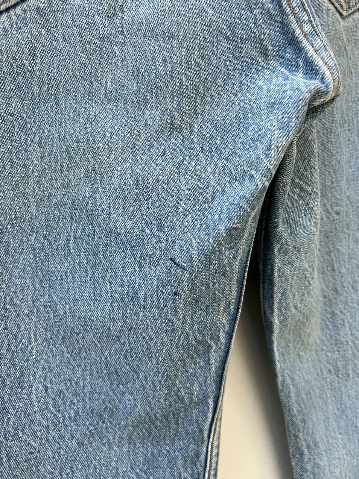 Levi's Vintage 80s Levi’s 501 Faded Light Blue Denim Jeans Size US 34 / EU 50 - 16 Thumbnail