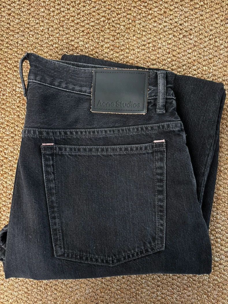 Acne Studios acne studios Black wash jeans 2502-Nextarrow Size US 33 - 2 Thumbnail