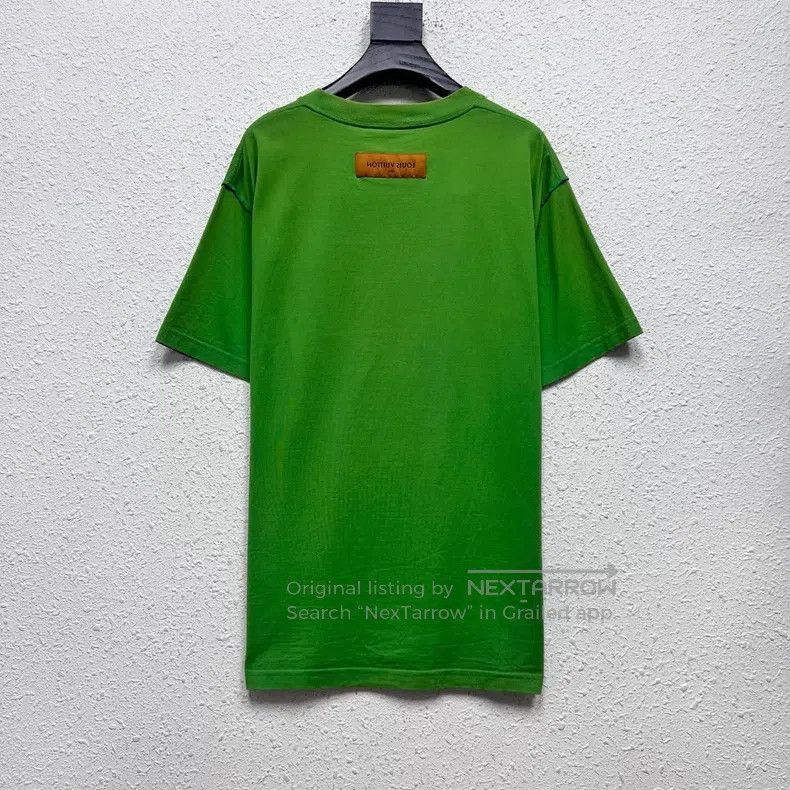Louis Vuitton Louis Vuitton Embossed LOGO green short sleeve Size US L / EU 52-54 / 3 - 2 Thumbnail