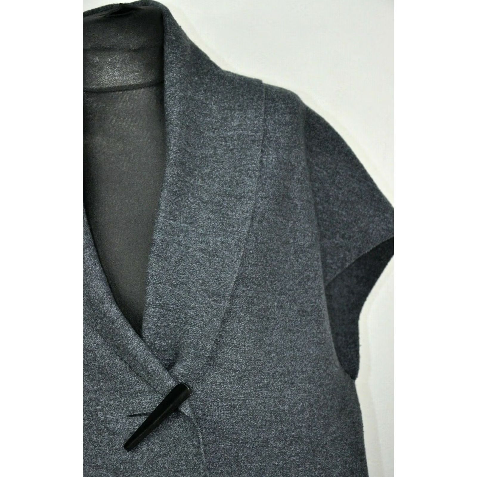 Vintage OSKA MOESSMER WOOL Cape Jacket Gray Women's 10 Regular Wool Lining Button Casual Fall Spring Winter Mens WomensGirls Size L / US 10 / IT 46 - 5 Thumbnail