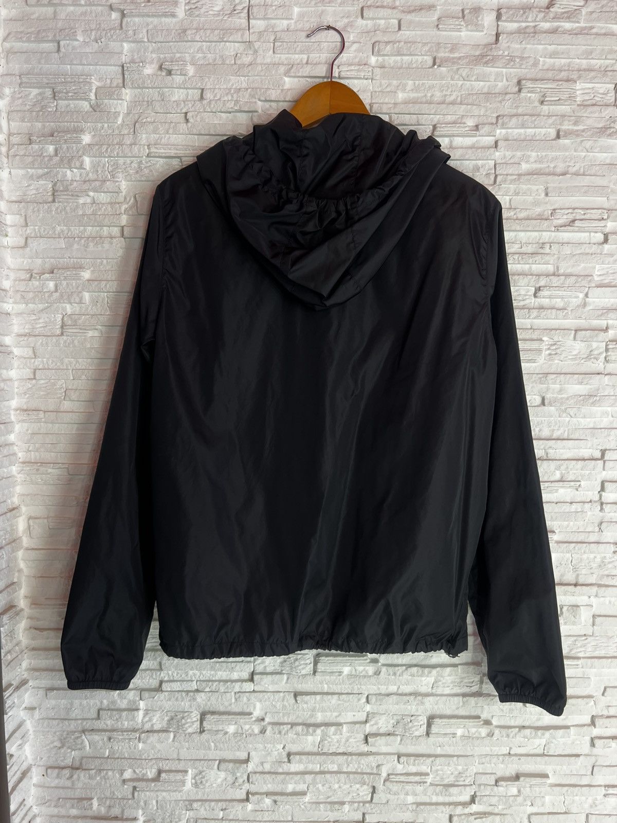 Valentino Valentino Black Nylon Windbreaker Jacket Size US S / EU 44-46 / 1 - 4 Thumbnail