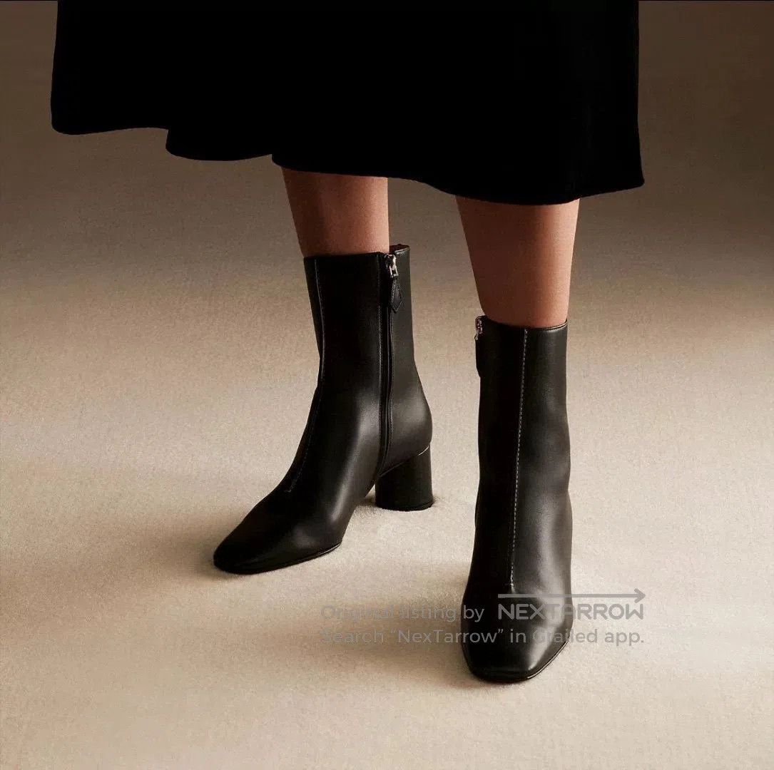 Hermes Hermes Black Mid. Size US 6 / IT 36 - 6 Thumbnail