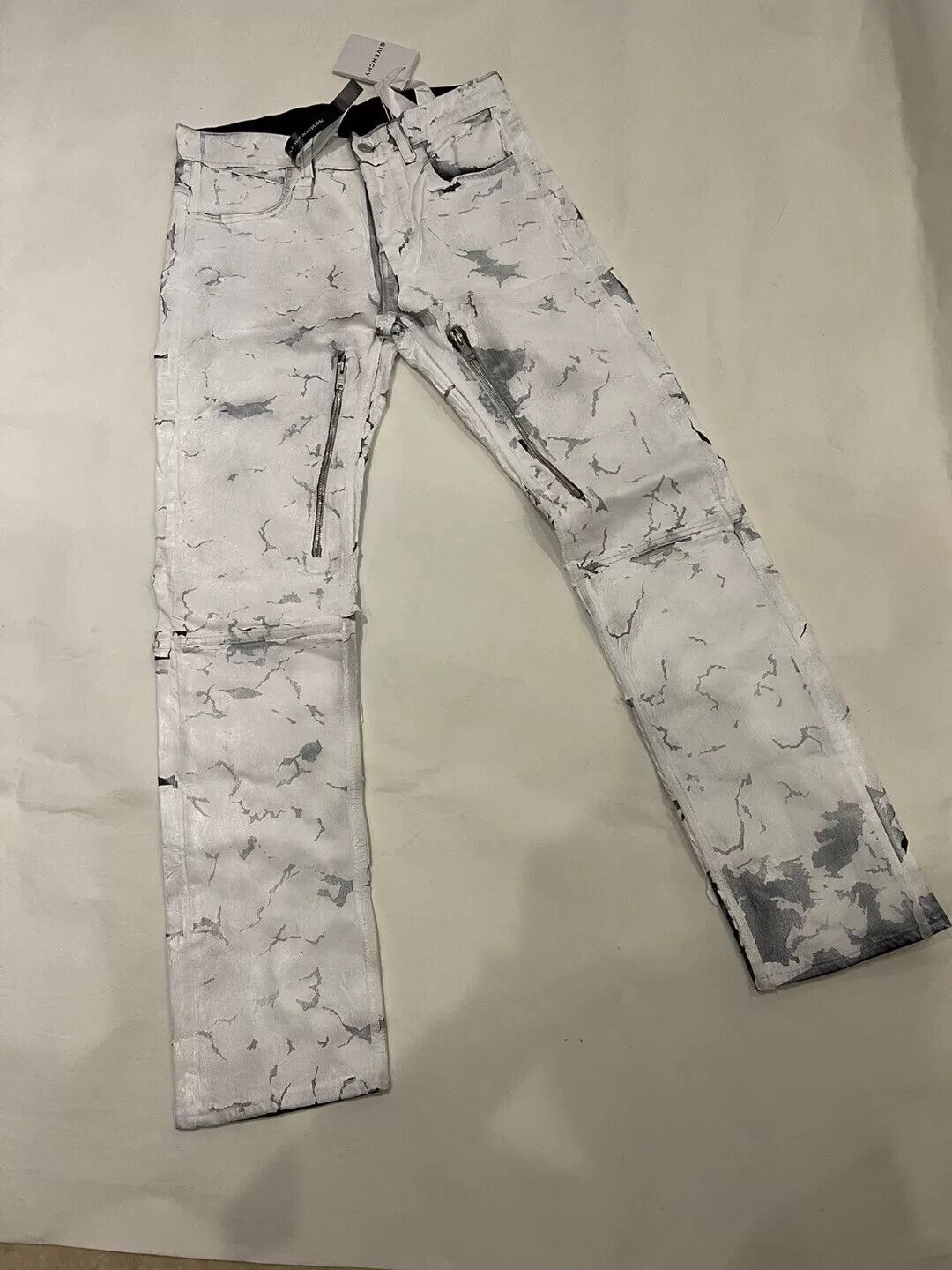 MMW Givenchy 21SS MMW Painted Cracked Jeans Size US 30 / EU 46 - 1 Thumbnail